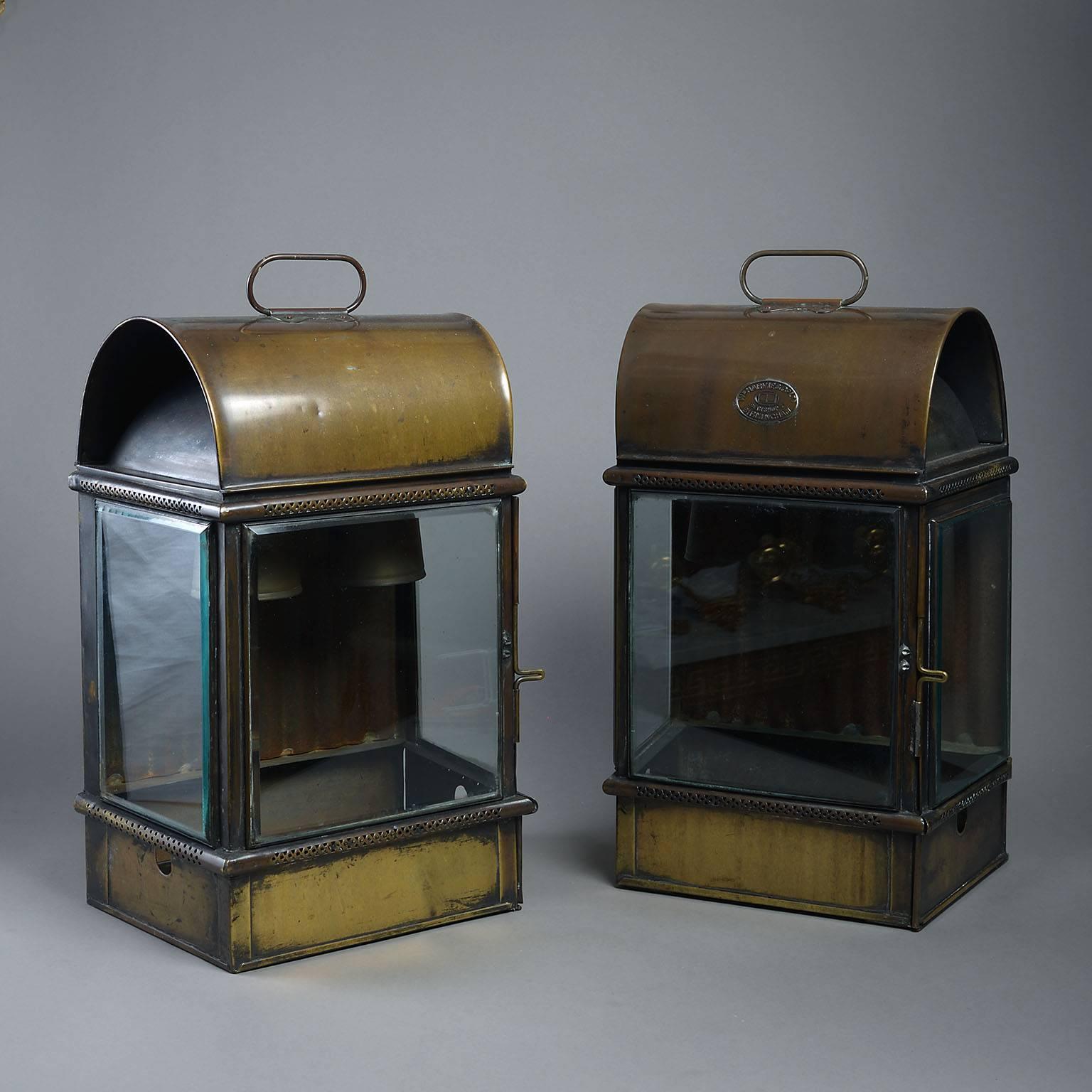Late Victorian Pair of Large Late 19th Century Wall Lanterns For Sale