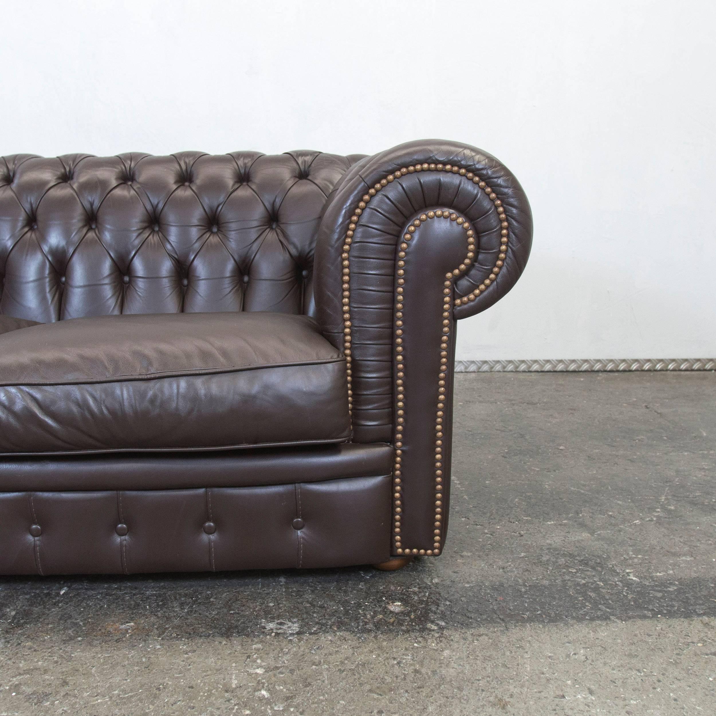 Calia Chesterfield Sofa Brown Leather Three-Seat Couch Vintage Retro In Good Condition In Cologne, DE
