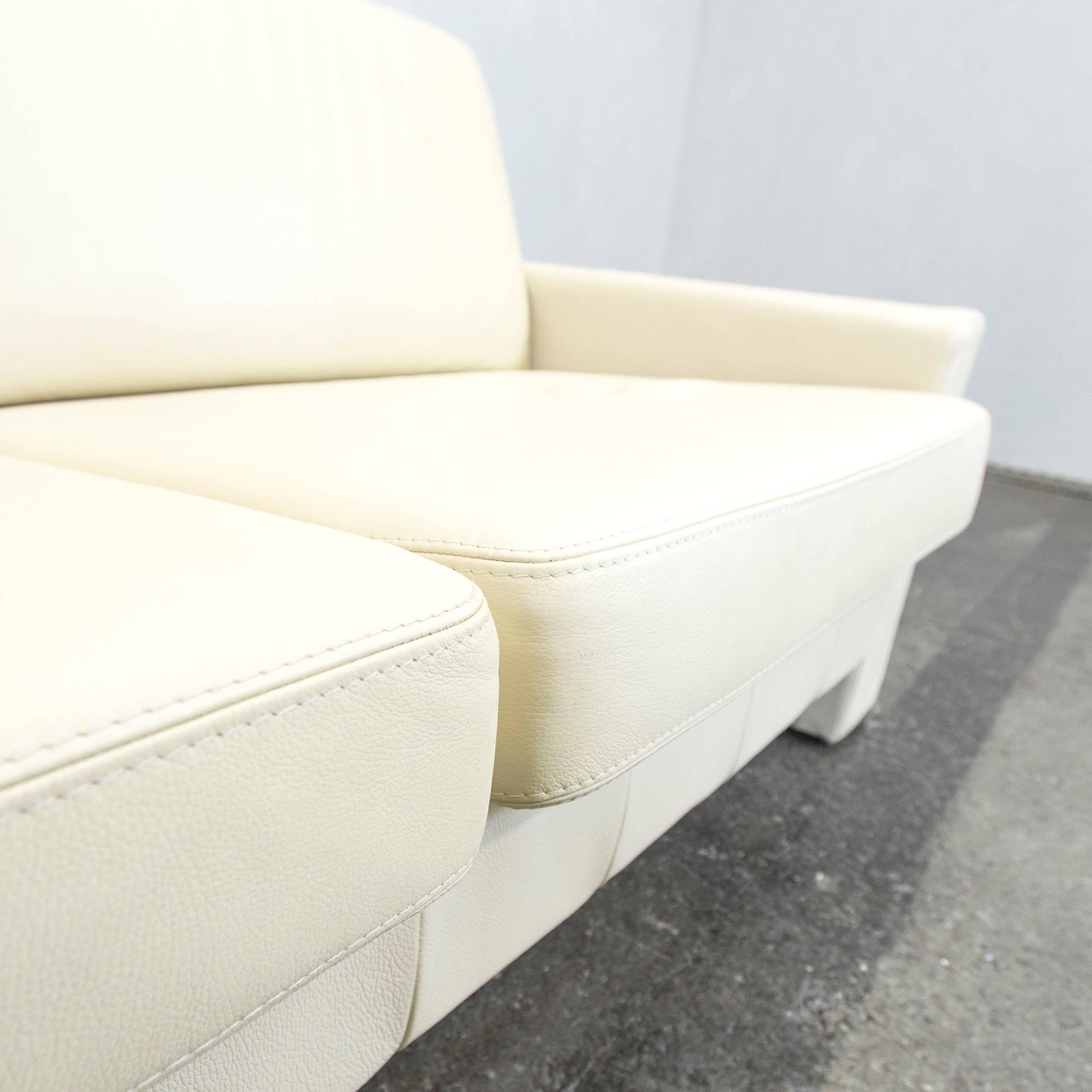 Contemporary Designer Leather Sofa Crème White Three-Seat Couch Modern