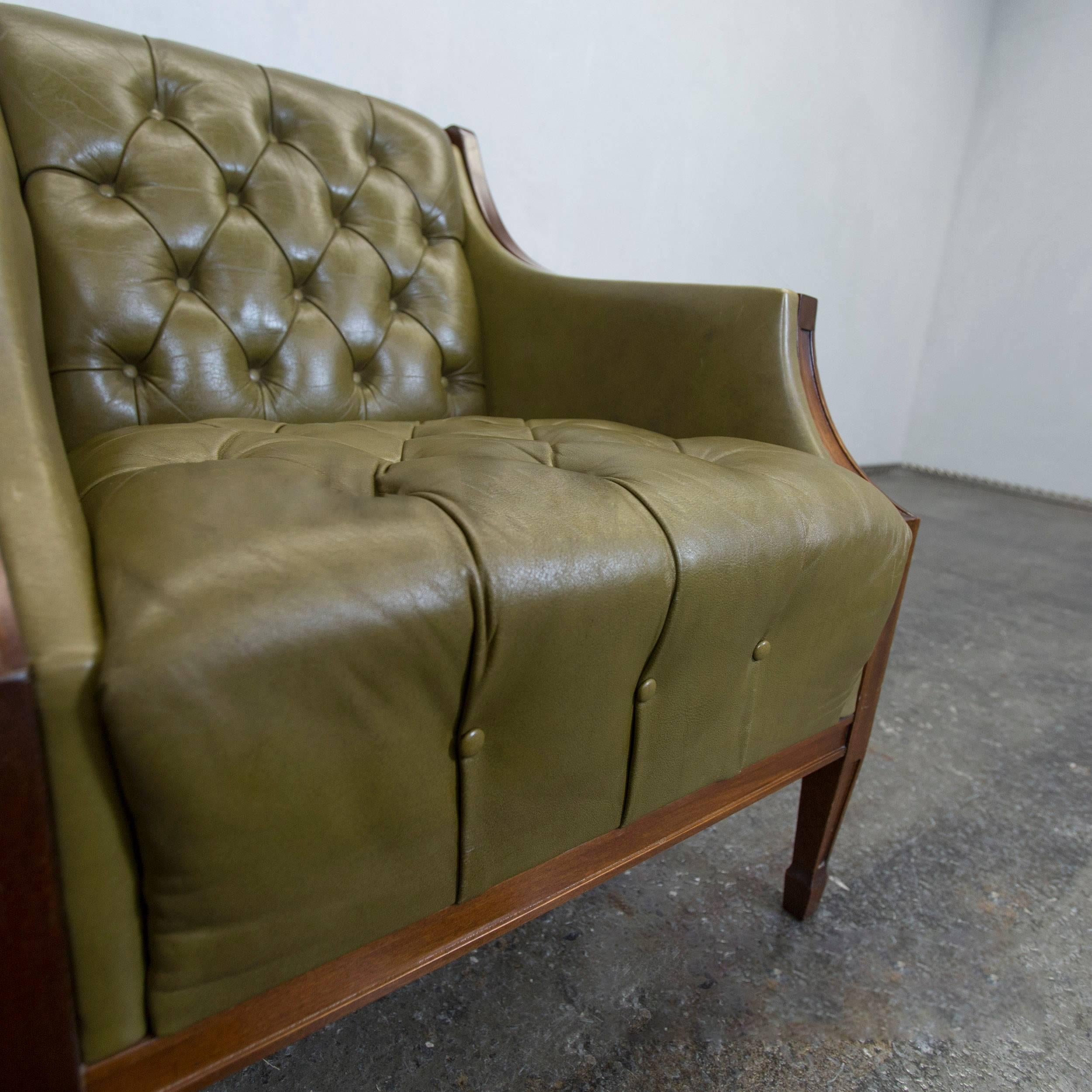 Chesterfield Leather Armchair Green One-Seat Chair Vintage Retro In Good Condition In Cologne, DE