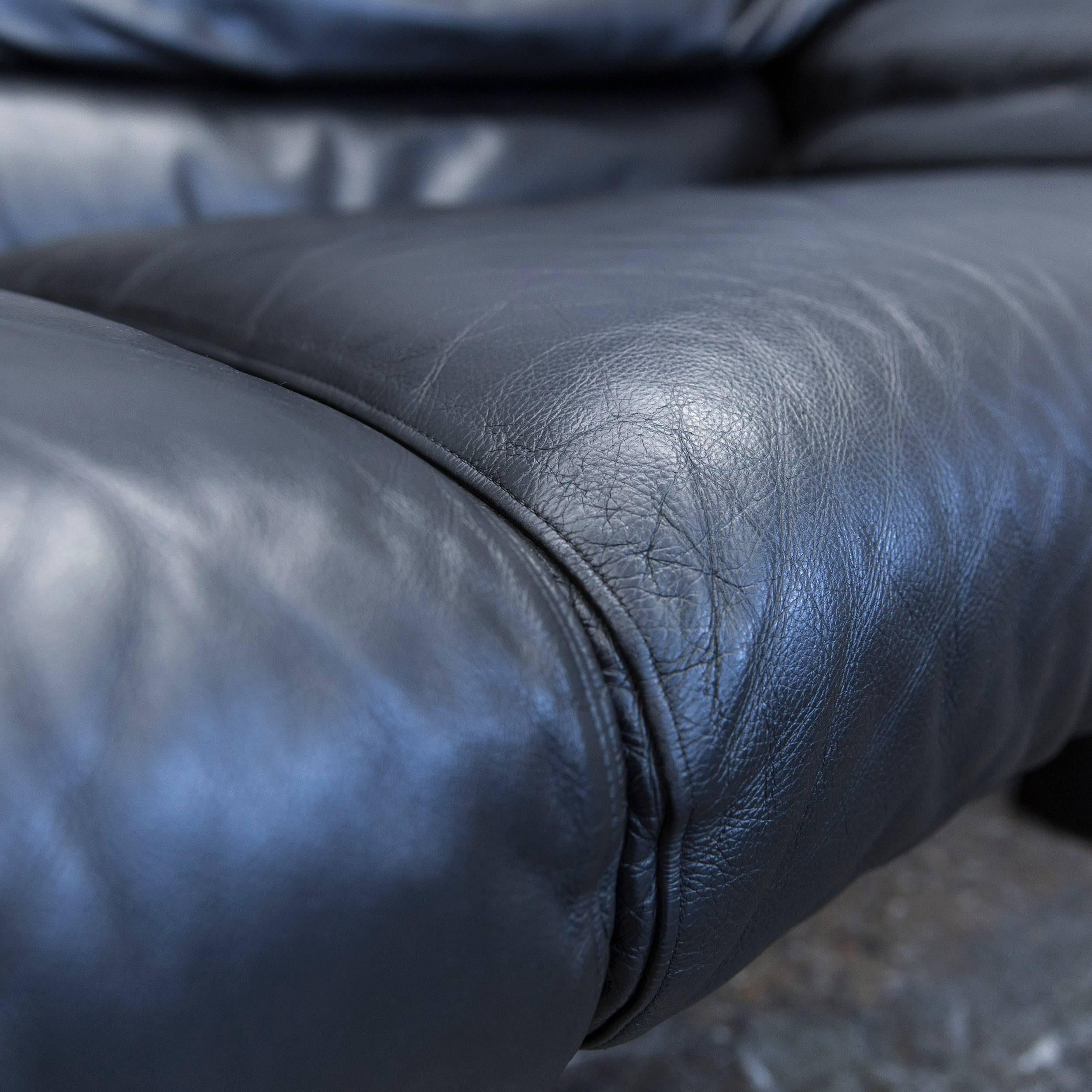 Contemporary B&B Italia Alanda Designer Sofa Leather Black Two-Seat Function Couch Modern