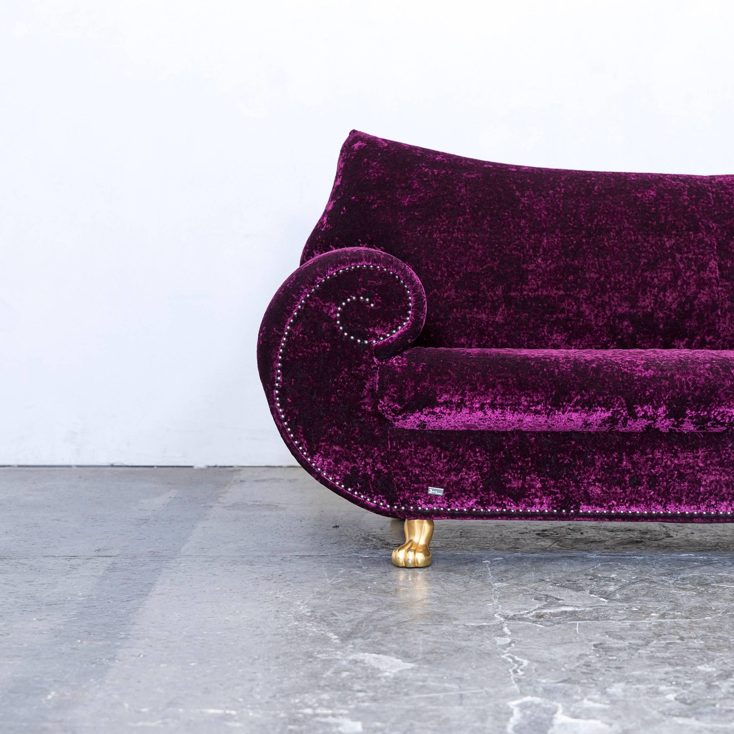 Lilac colored original Bretz Gaudi designer velvet sofa in an elegant design, made for pure comfort and style.