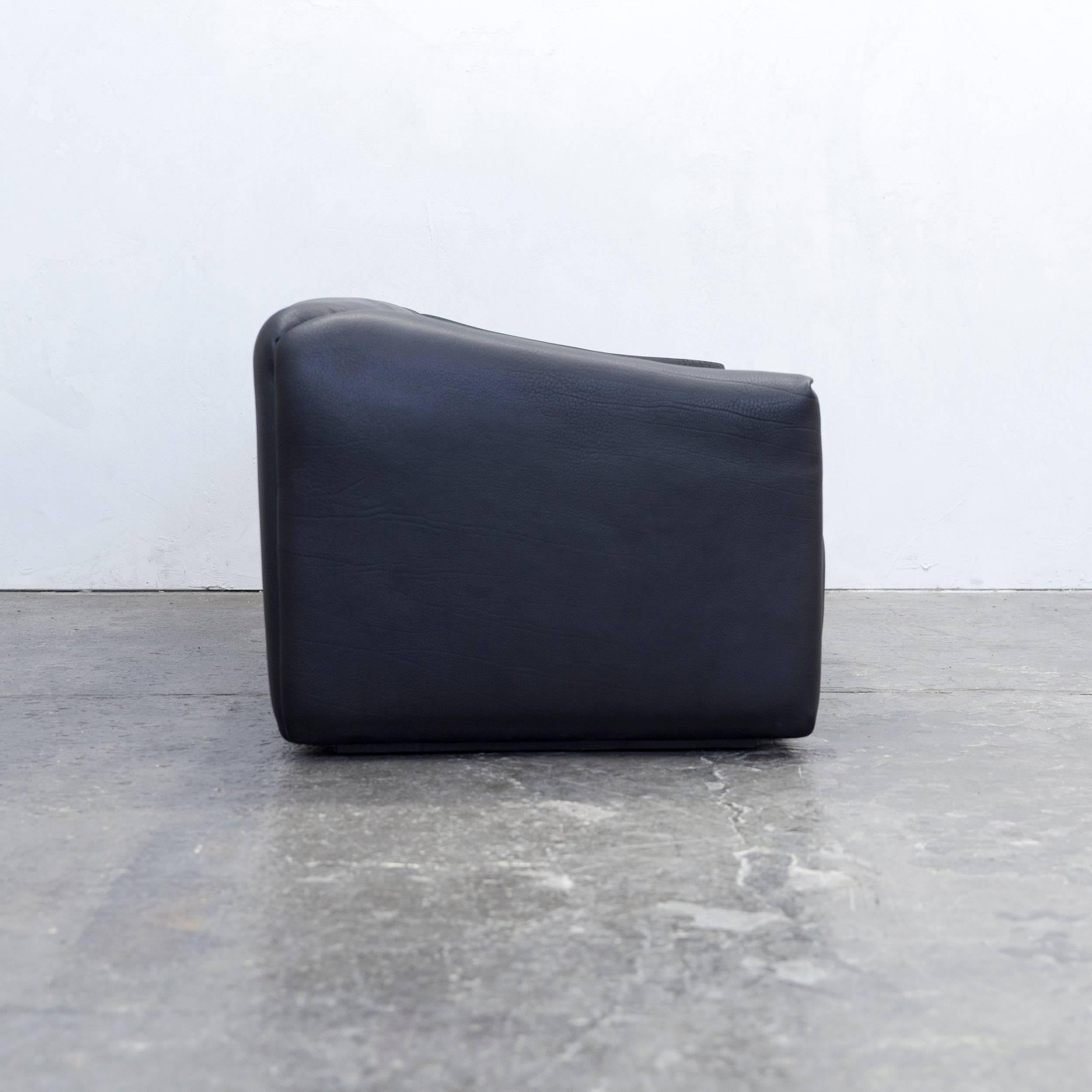 De Sede DS 47 Designer Sofa Neckleather Black Three-Seat Function Couch Modern 4