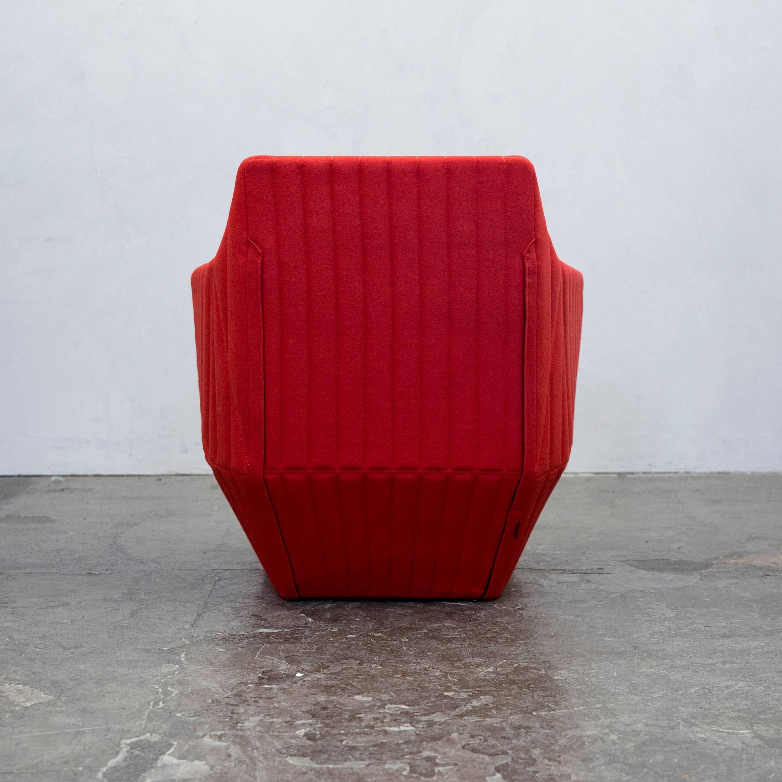 Ligne Roset Facett R.&E. Bouroullec Designer Chair Red Fabric Modern In Excellent Condition In Cologne, DE