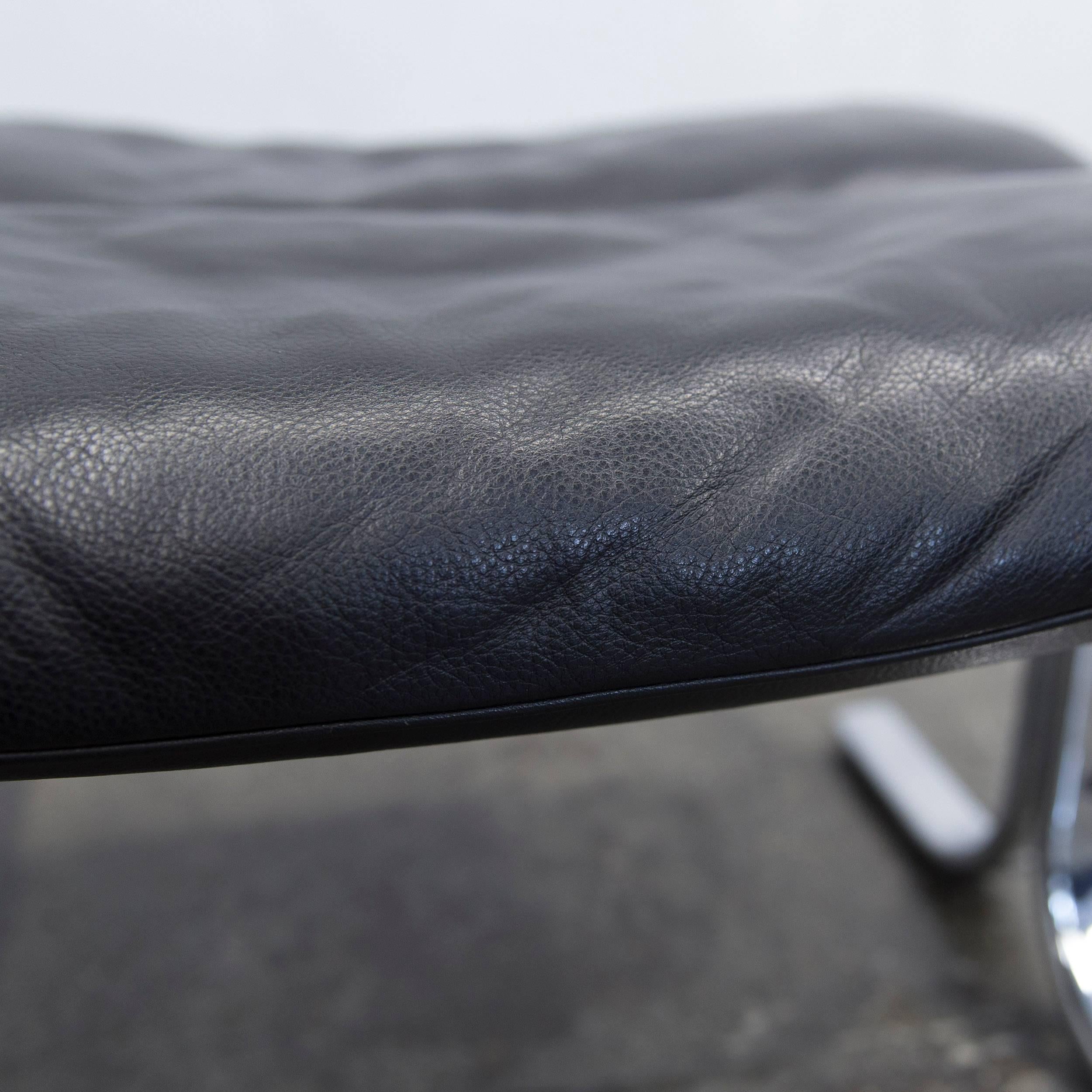 De Sede Designer Footstool Leather Black Chrome Footrest Pouff Modern In Good Condition In Cologne, DE
