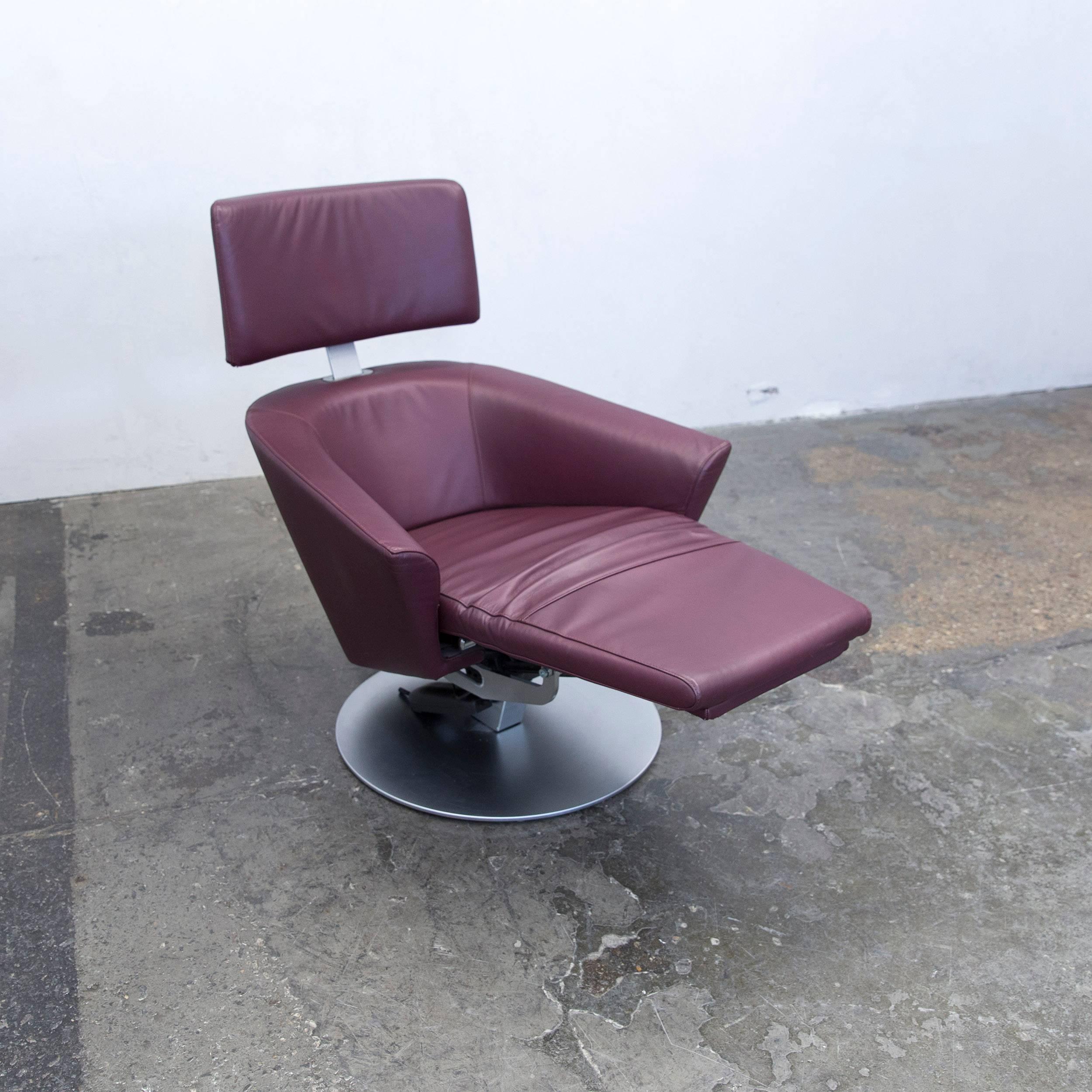 WK Wohnen Designer Armchair Leather Aubergine Electric Function Couch Modern In Excellent Condition In Cologne, DE