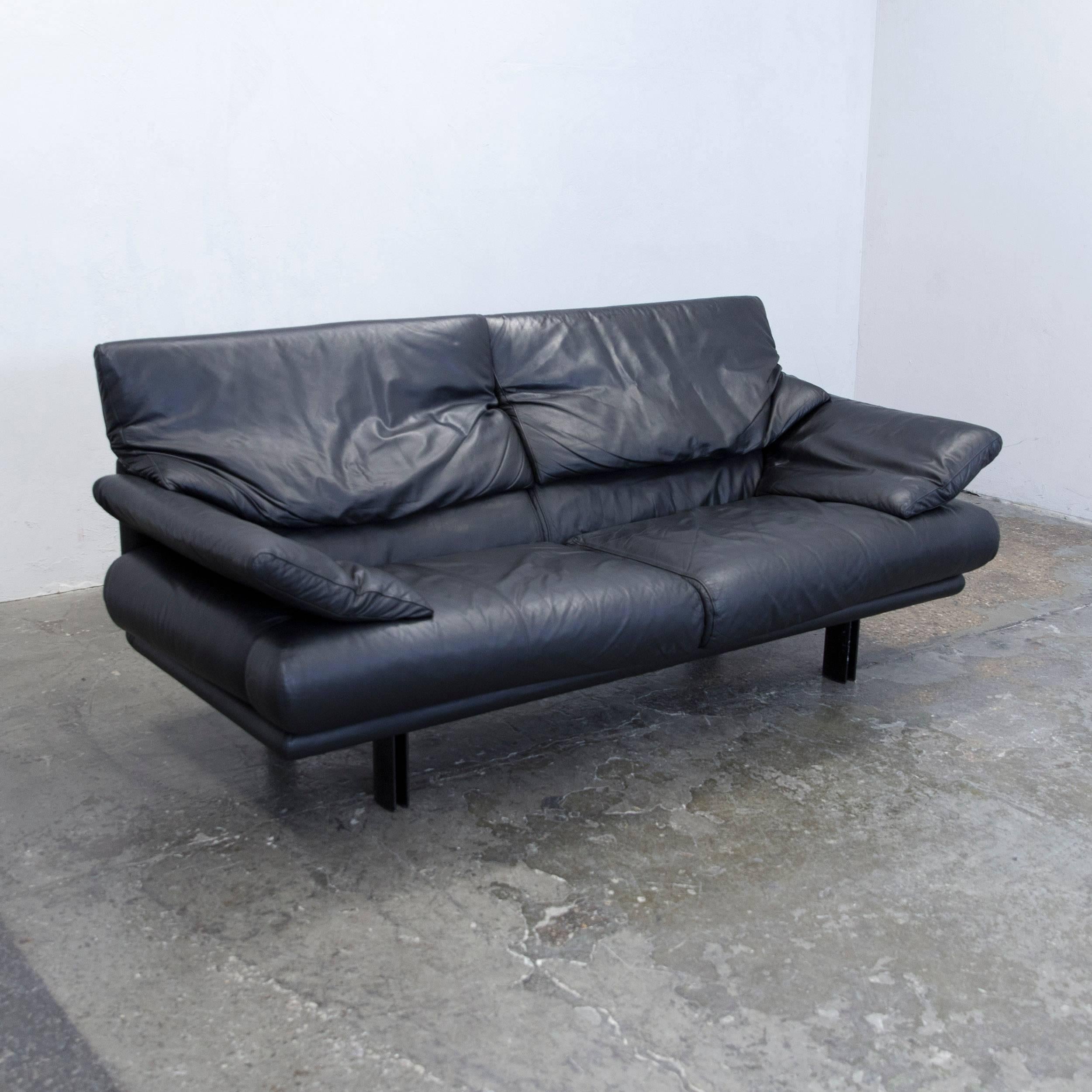 B&B Italia Alanda Designer Sofa Leather Black Three-Seat Function Couch Modern In Excellent Condition In Cologne, DE