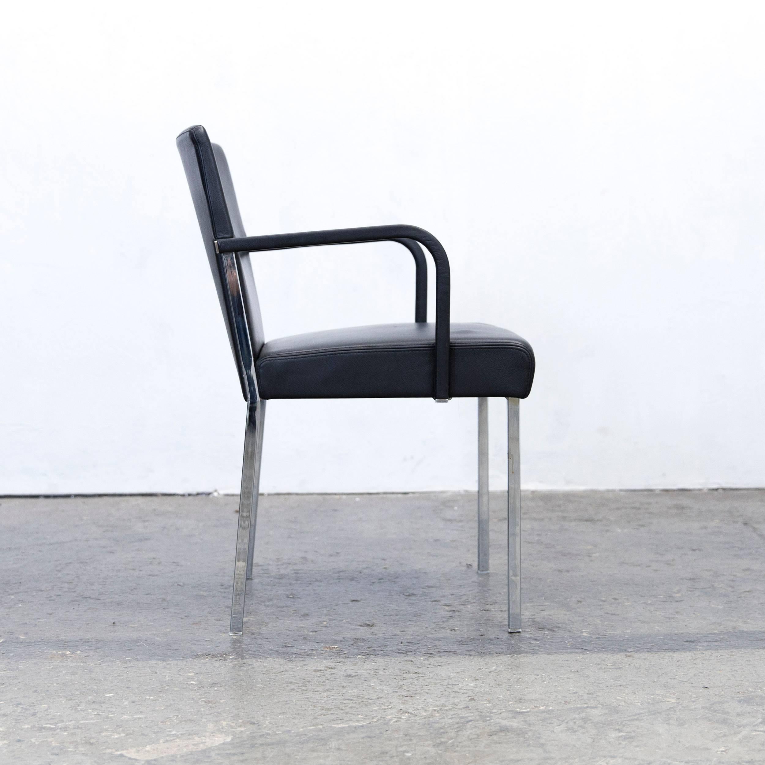 Moroso Designer Leather Armchair in Black, One-Seat Modern 4