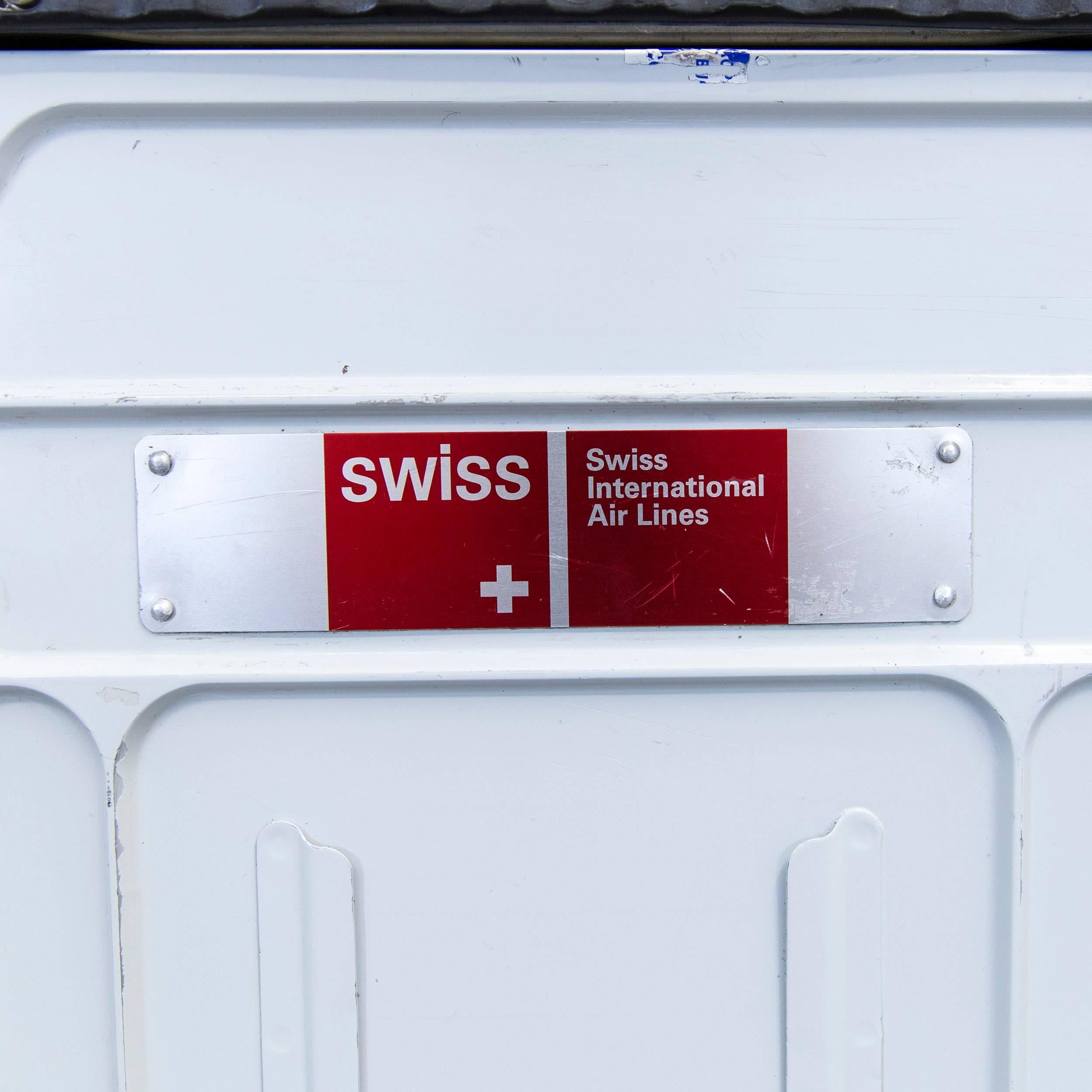 Swiss Air Airplane Trolley Cart White Grey Full Size Tray Venture In Good Condition In Cologne, DE