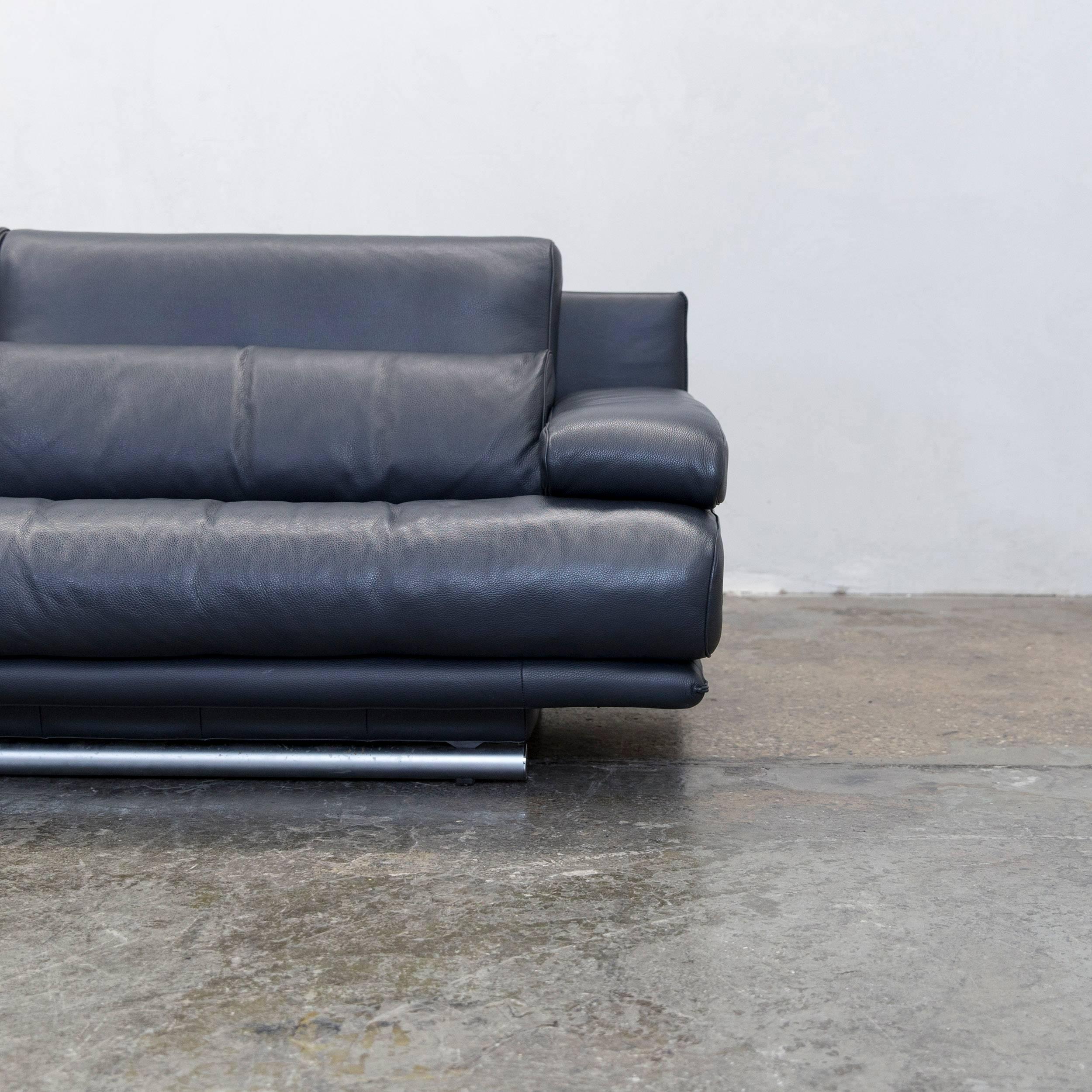 Rolf Benz 6500 Leather Sofa Black Two-Seat Couch Modern In Good Condition In Cologne, DE