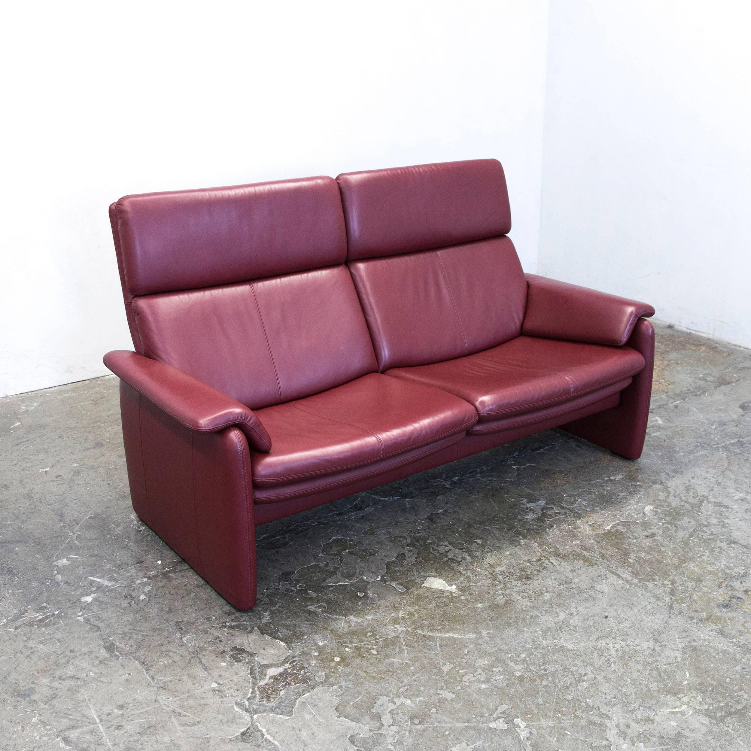 bordeaux couch