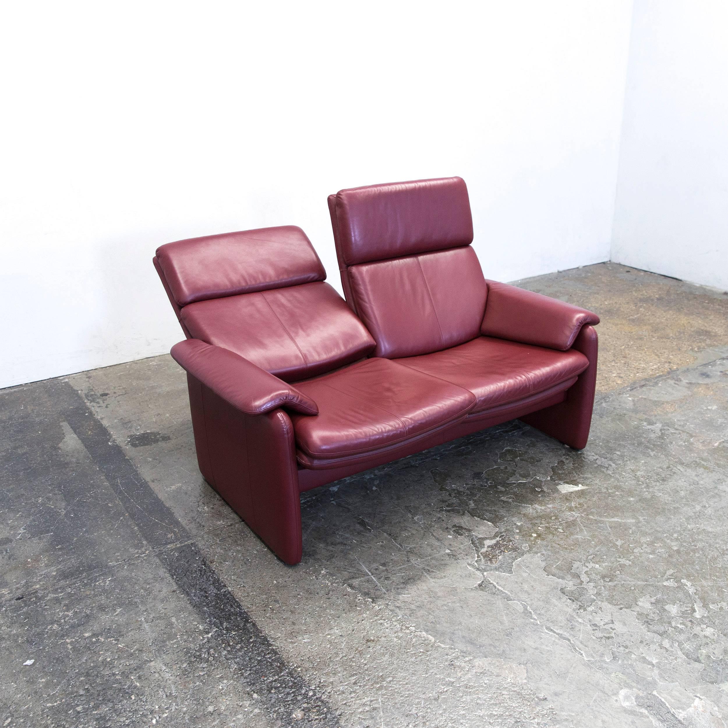 Erpo Designer Sofa Leder Bordeaux Rot Zweisitzer relax Function Couch Modern (21. Jahrhundert und zeitgenössisch)