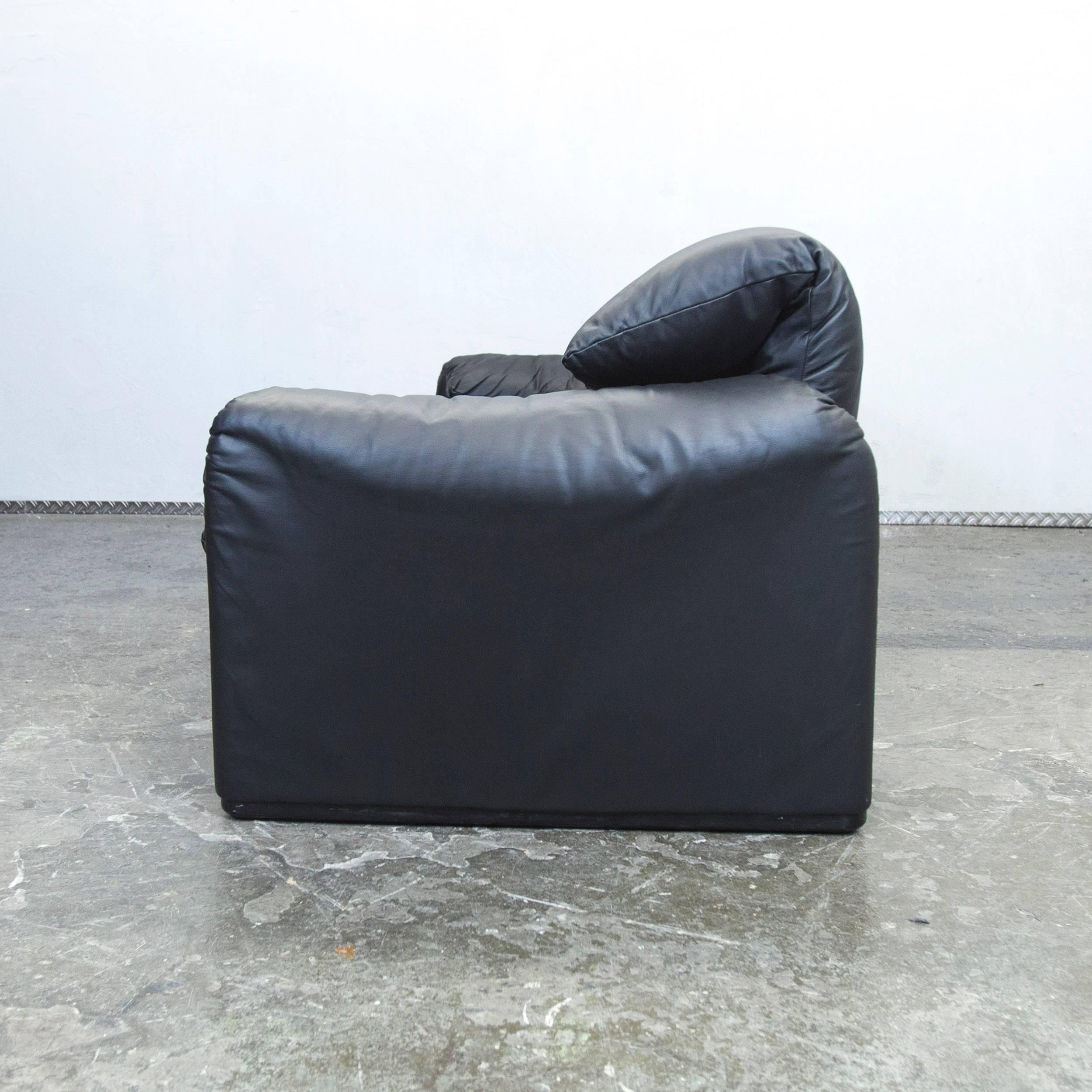 Cassina Maralunga Designer Sofa Black Leather Three-Seat Couch Function Modern 2