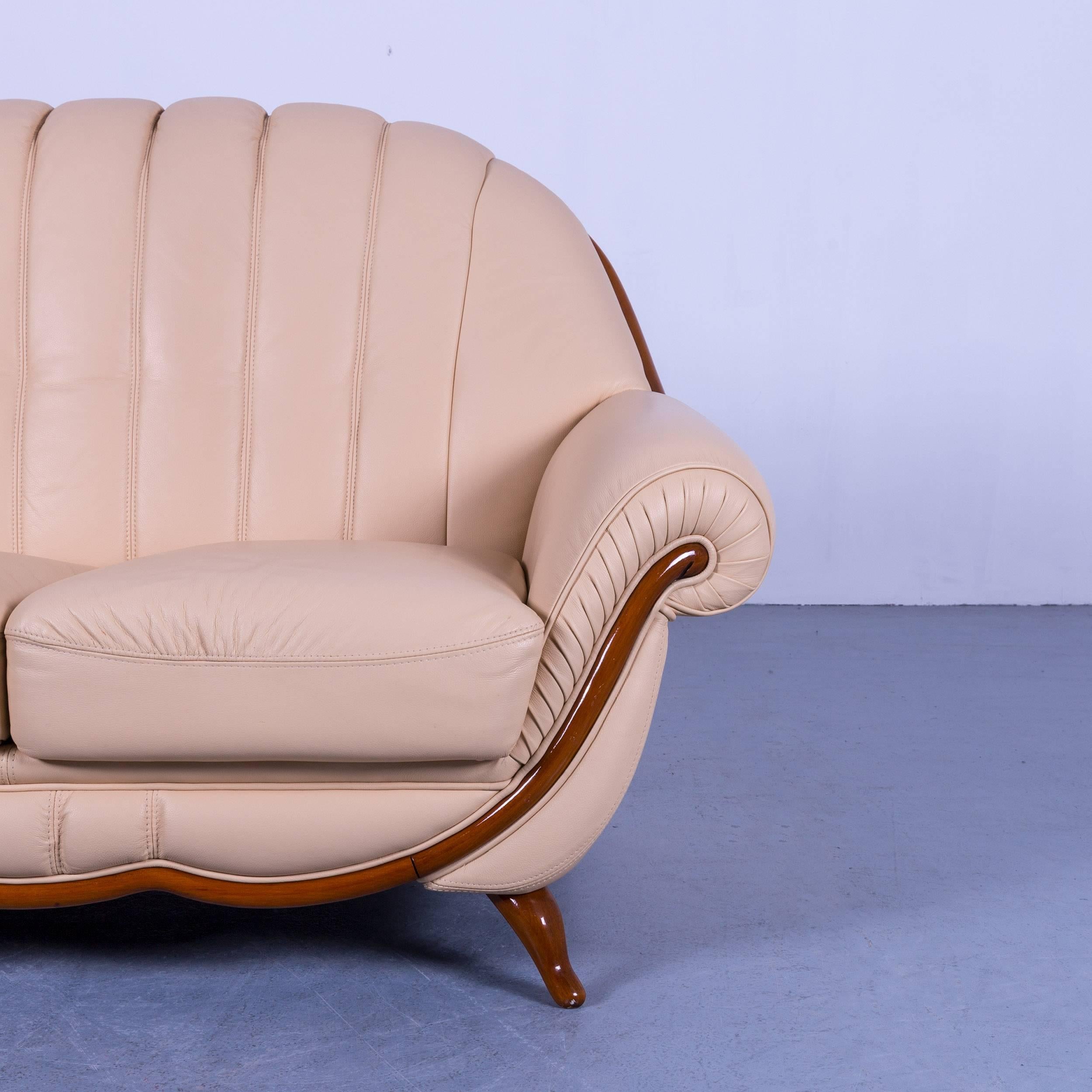 Italian Nieri Designer Sofa Crème Beige Leather Two-Seat Couch Wood