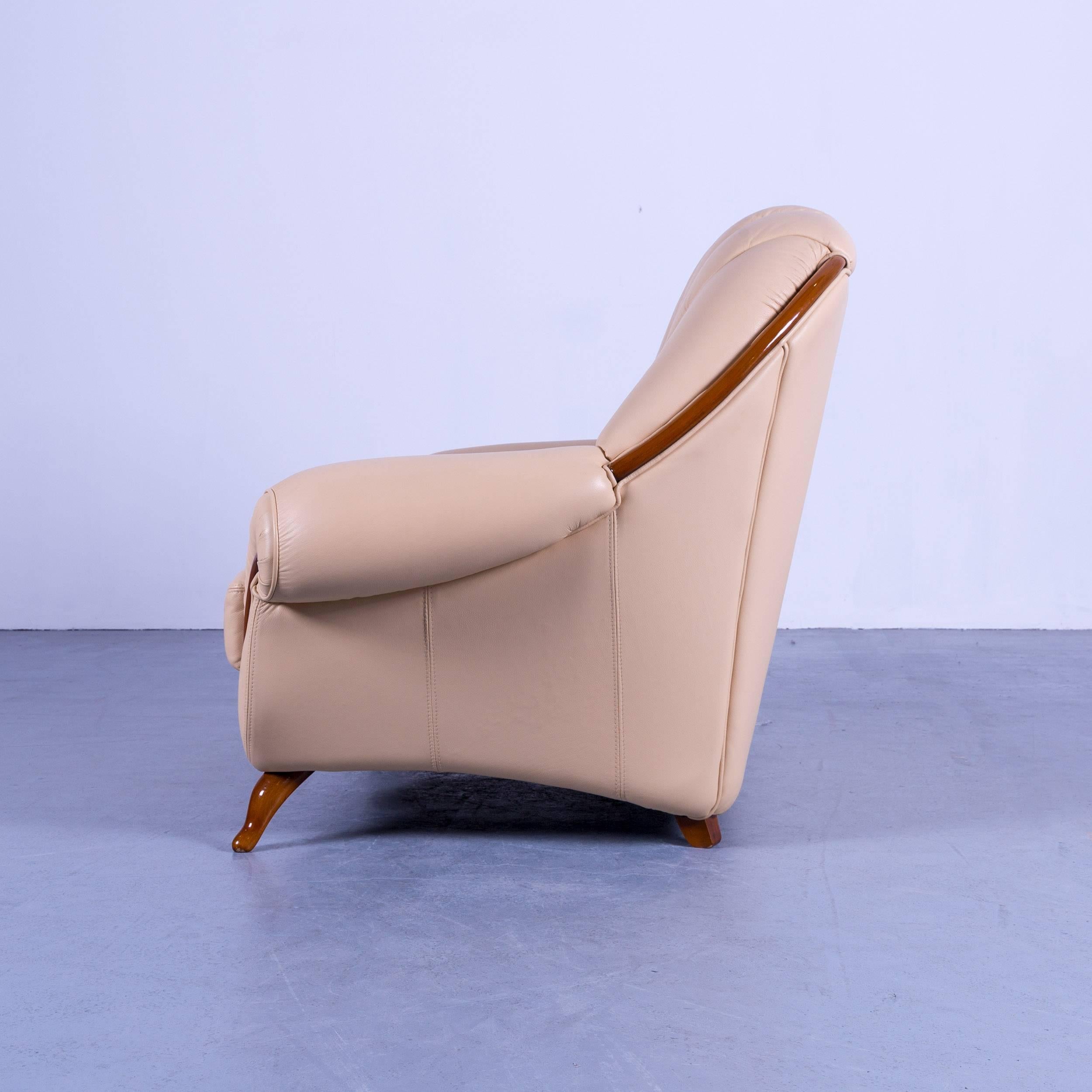 Nieri Designer Sofa Crème Beige Leather Two-Seat Couch Wood 3