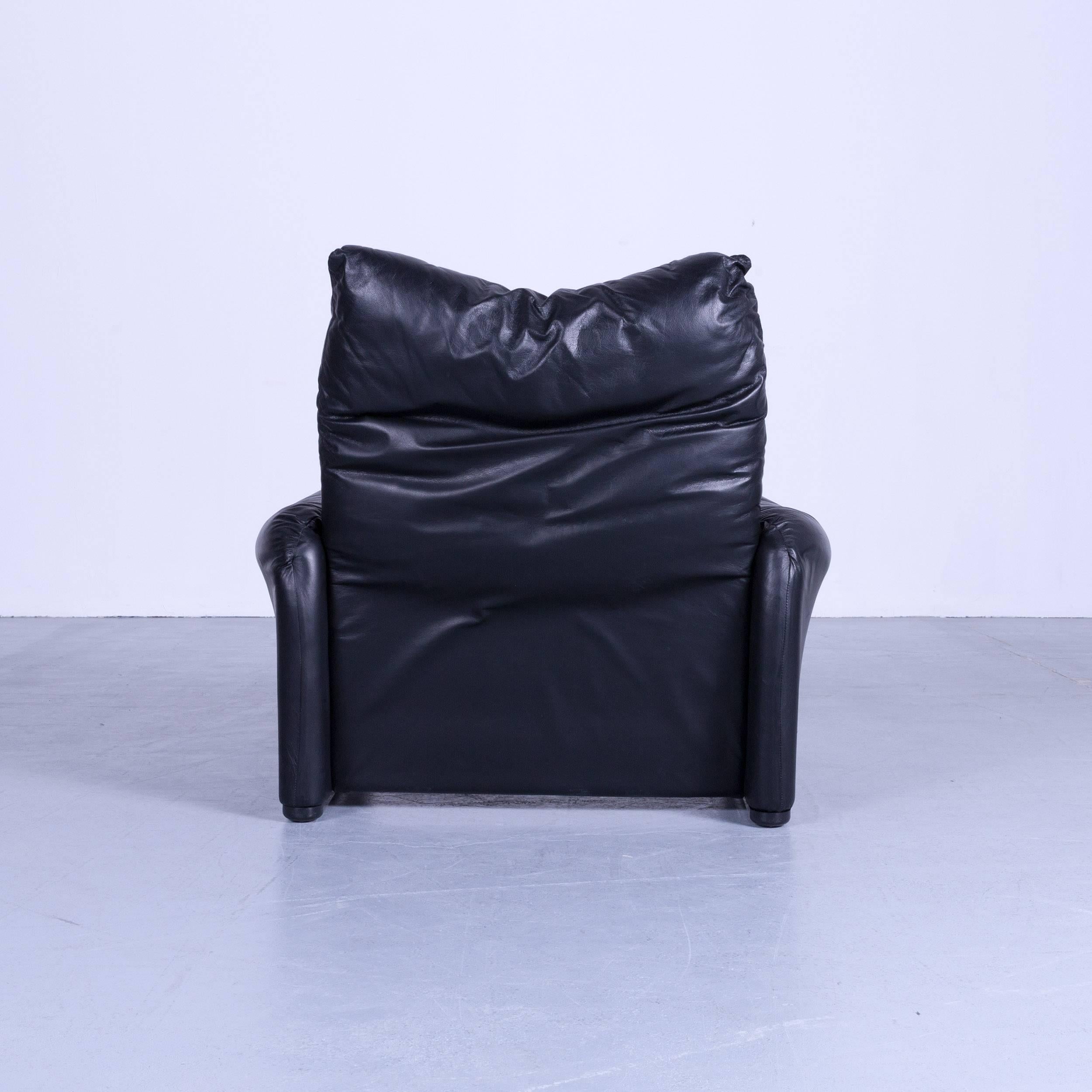 Cassina Maralunga Armchair Chair Leather Black One Seat Function 2