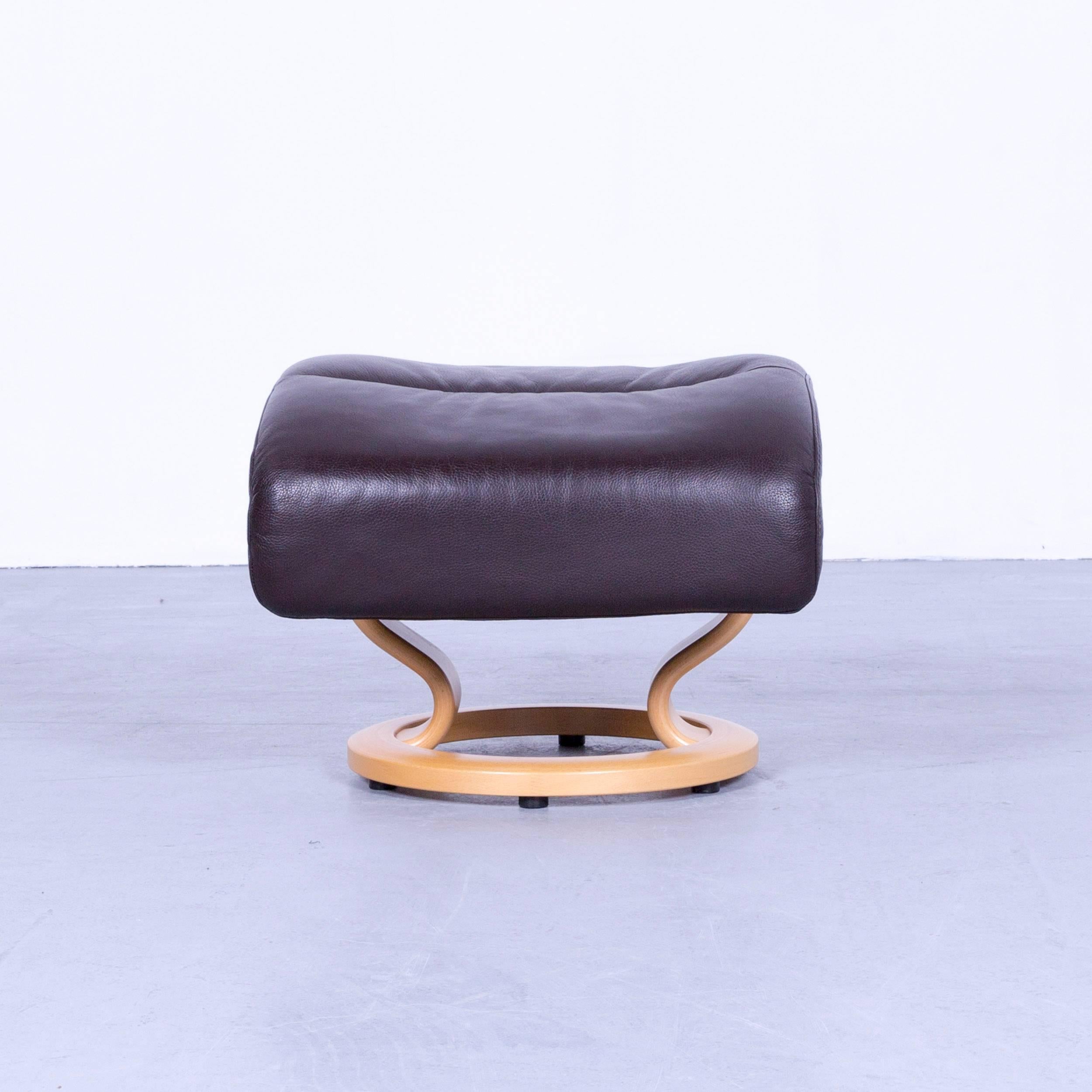 Ekornes Stressless Memphis footstool brown leather modern footrest designer wood, made for pure comfort and flexibility.