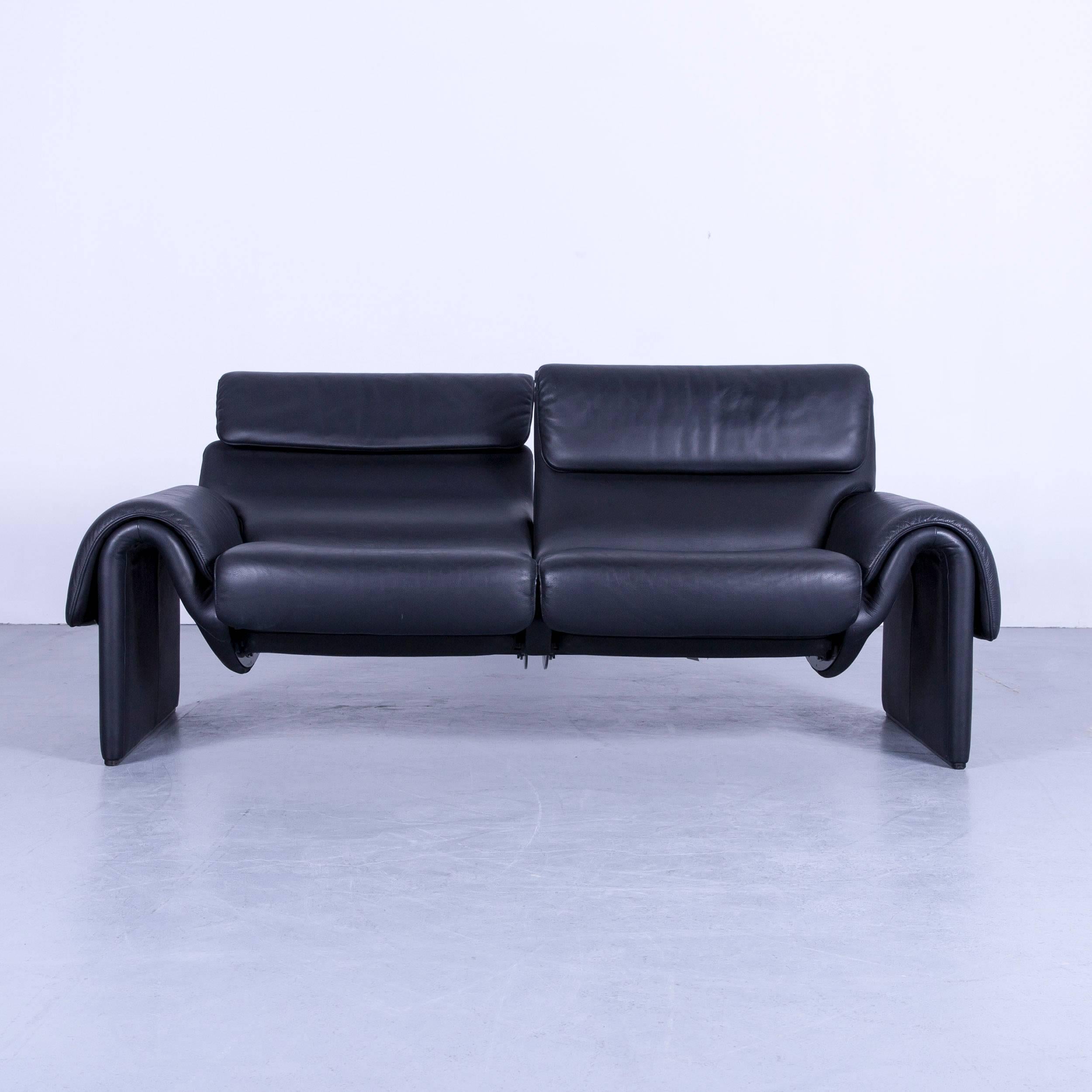 De Sede DS 2000 designer sofa black leather relax function couch Switzerland, with convenient functions, made for pure comfort and flexibility.