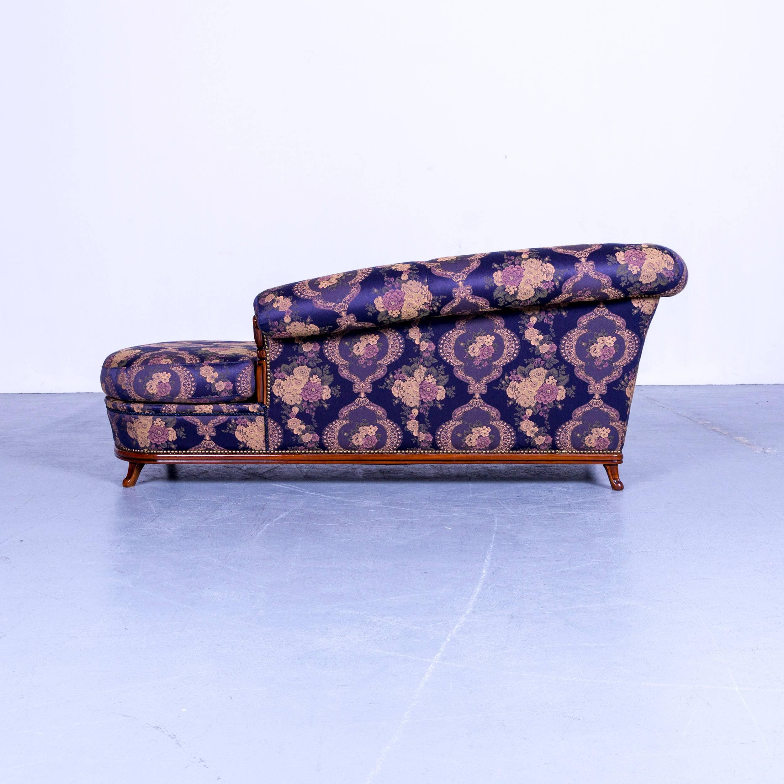 Nieri Palatino Designer Sofa Recamier Purple Blue Fabric Couch Flowers For Sale 3