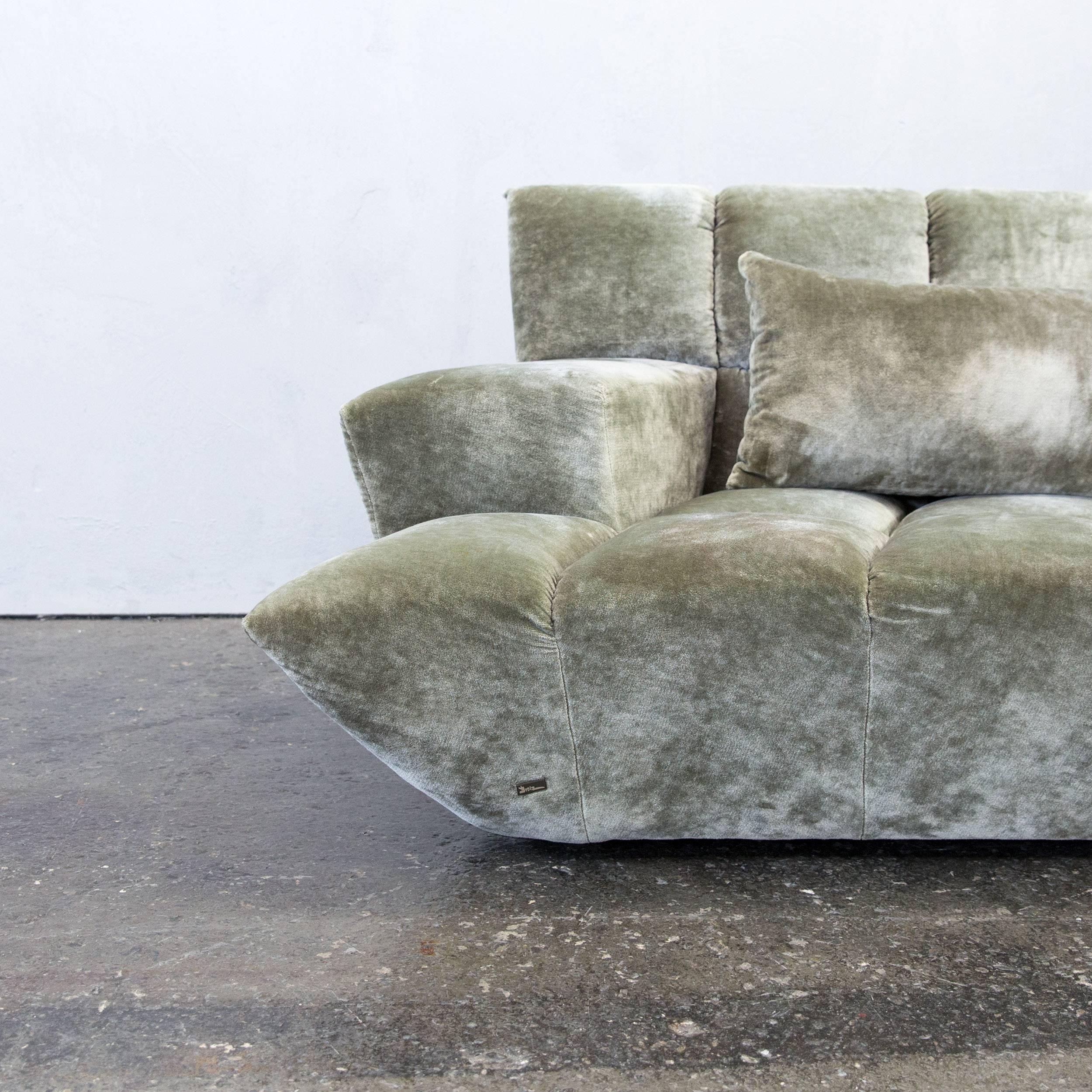 Silbergrünes Original Bretz Cloud 7 Designersofa in minimalistischem und modernem Design:: gemacht für puren Komfort und Stil.