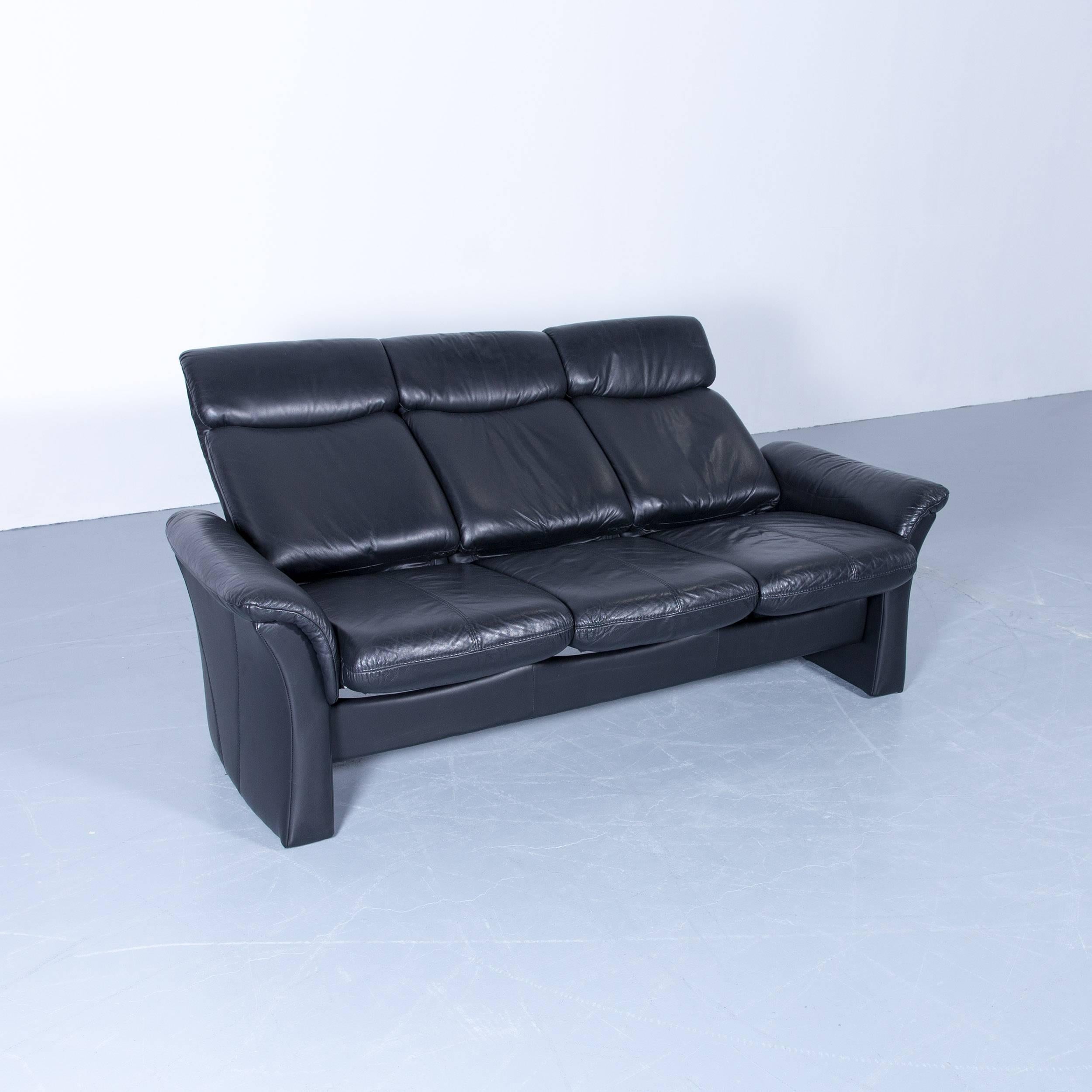 Designer Three-Seat Sofa Black Relax Couch Leather Function Modern Three-Seat In Good Condition In Cologne, DE