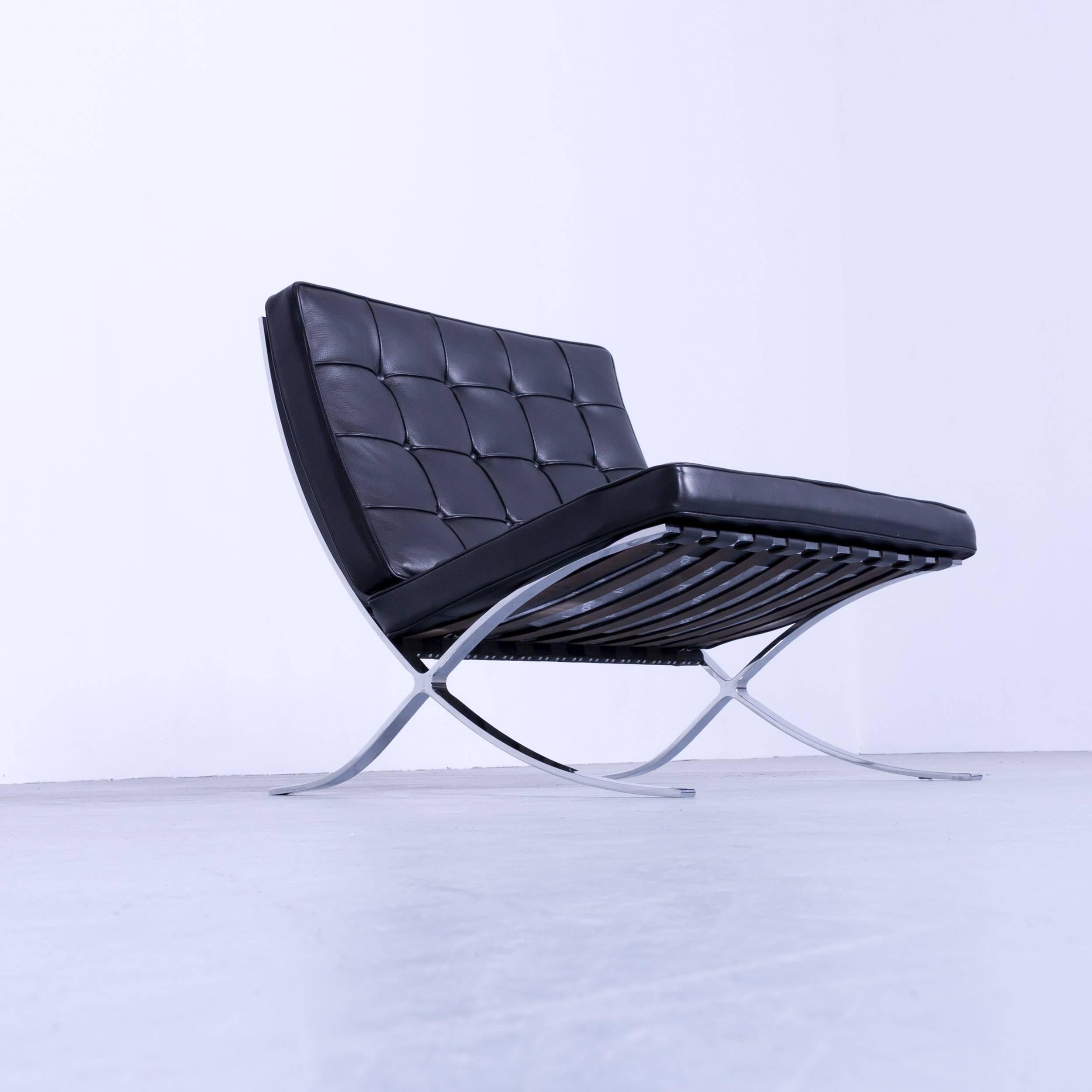 Two Knoll International Barcelona Chair Ludwig Mies van der Rohe Black Leather In Excellent Condition In Cologne, DE