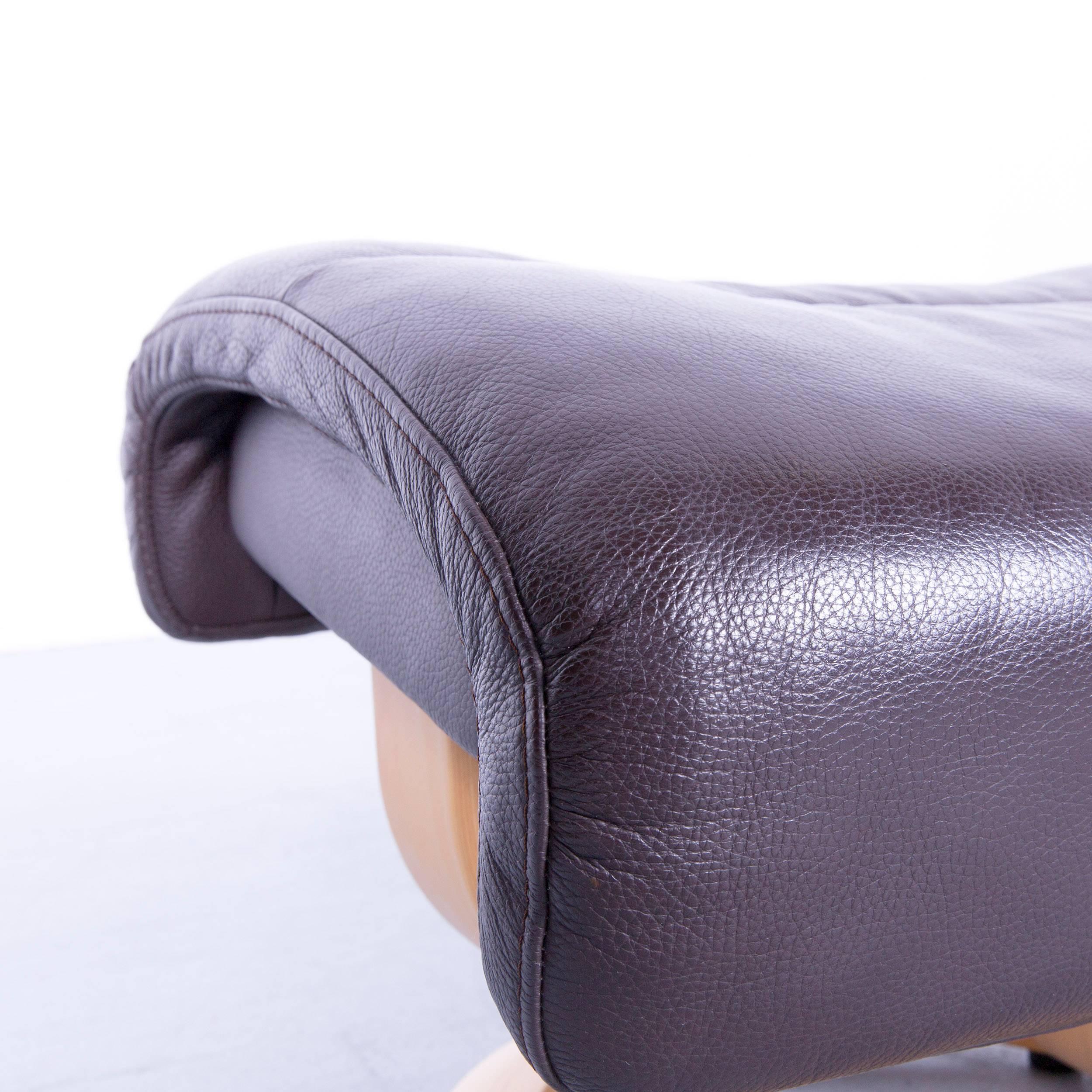 Ekornes Stressless Memphis Footstool Brown Leather Modern Footrest Designer Wood In Excellent Condition In Cologne, DE