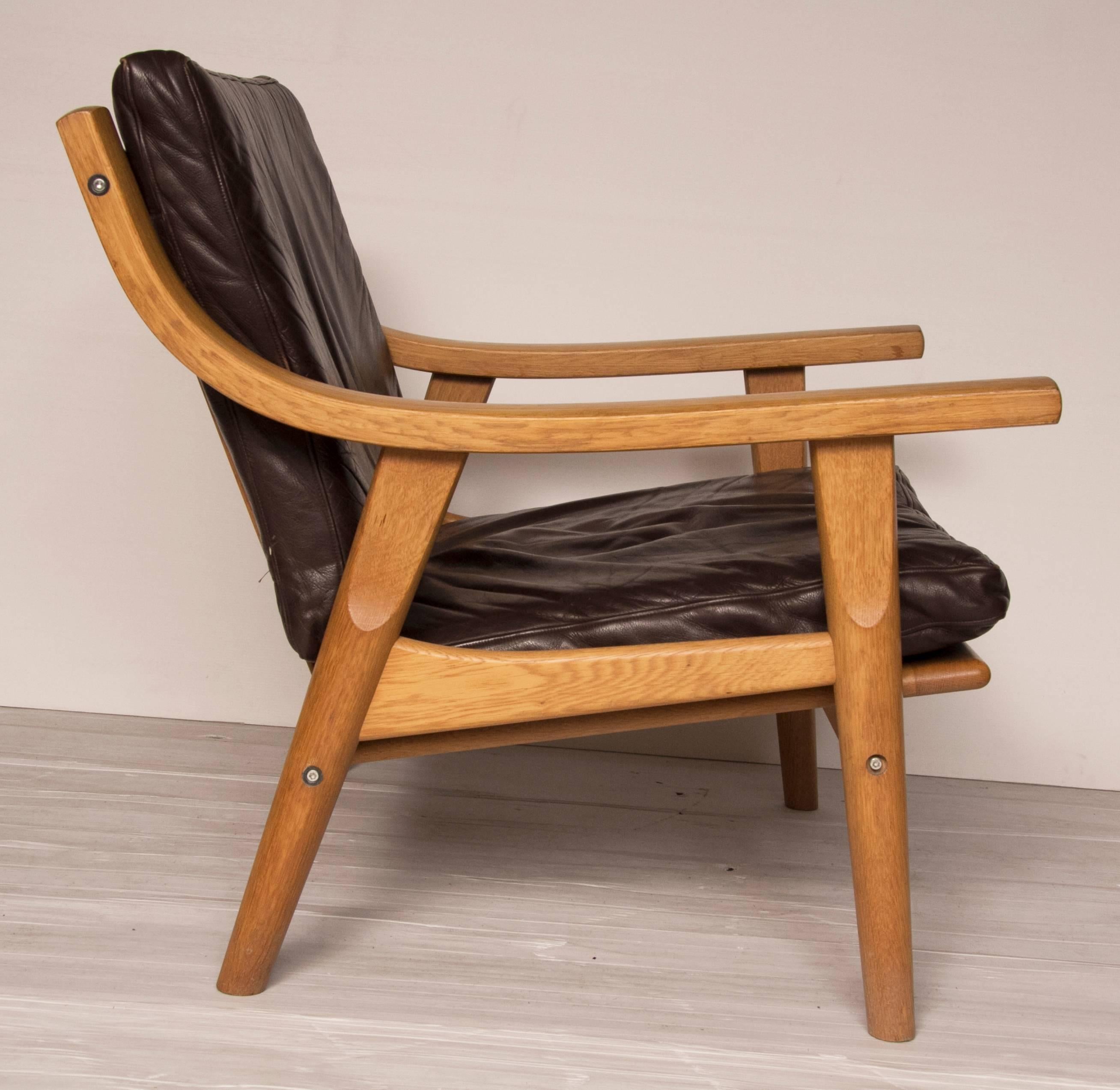 Mid-Century Modern Hans Wegner GE530 Oak and Leather Lounge Chair