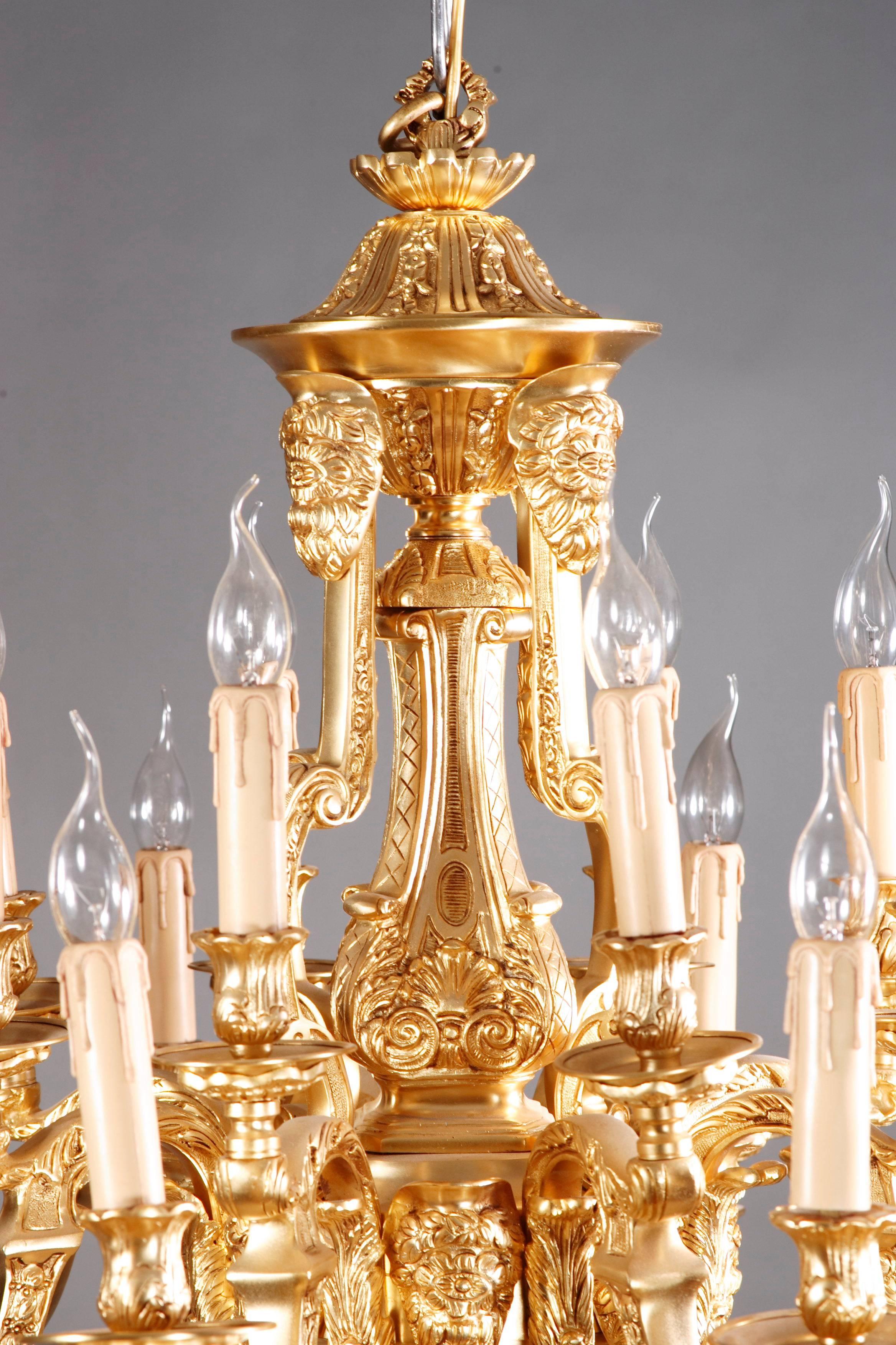 Bronze 20th Century Classic French Chandelier in Louis Seize Style