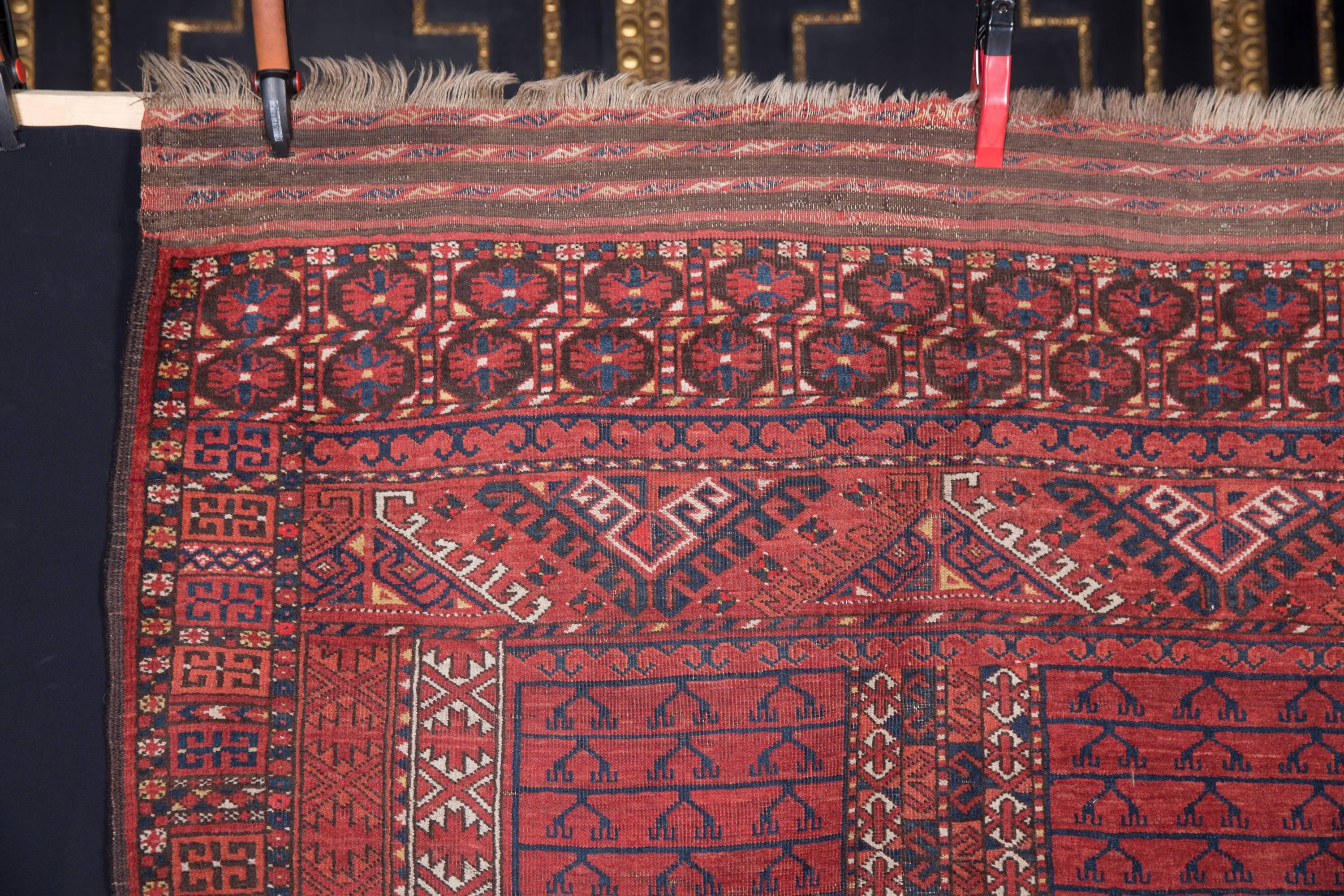 Beautiful rare ersari rug. From Berlin villa resolution.

Please take a look at the detailed pictures.