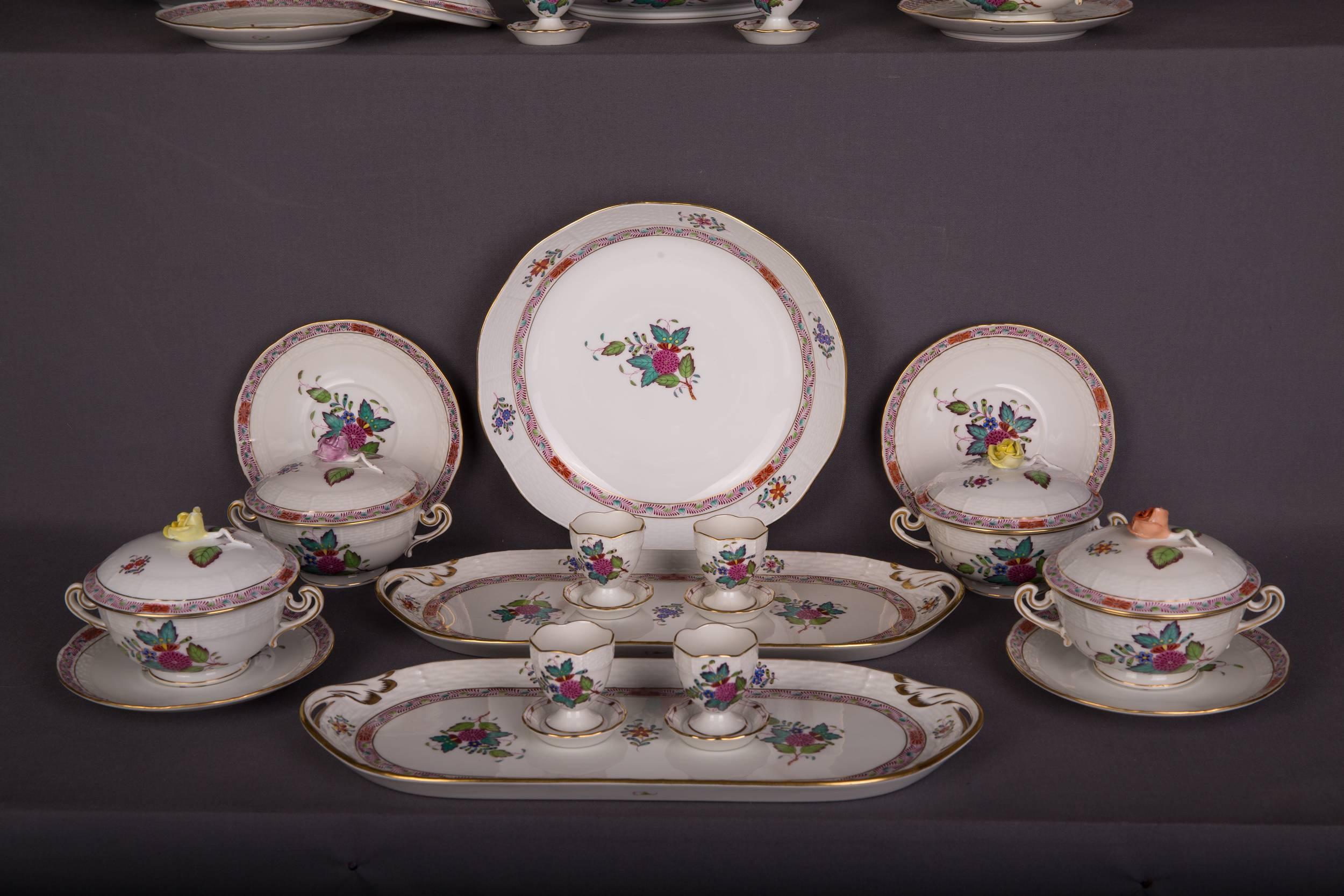 Other Extensive Rare Herend Dining Service Porcelain with a Lot of Flowers and Gold