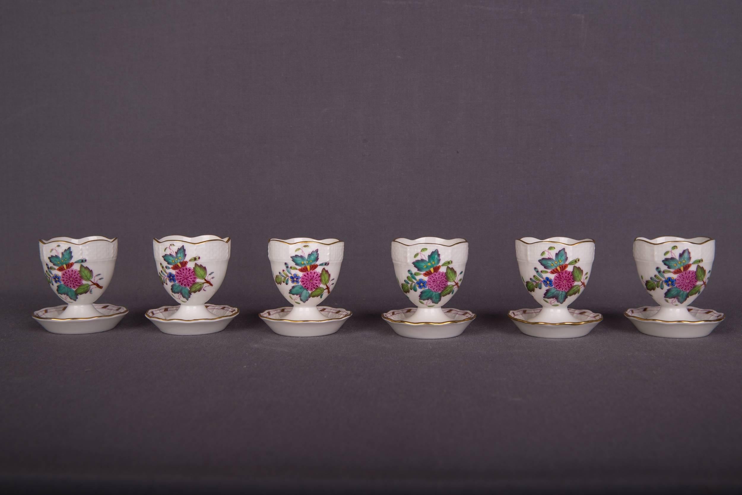 Extensive Rare Herend Dining Service Porcelain with a Lot of Flowers and Gold 2