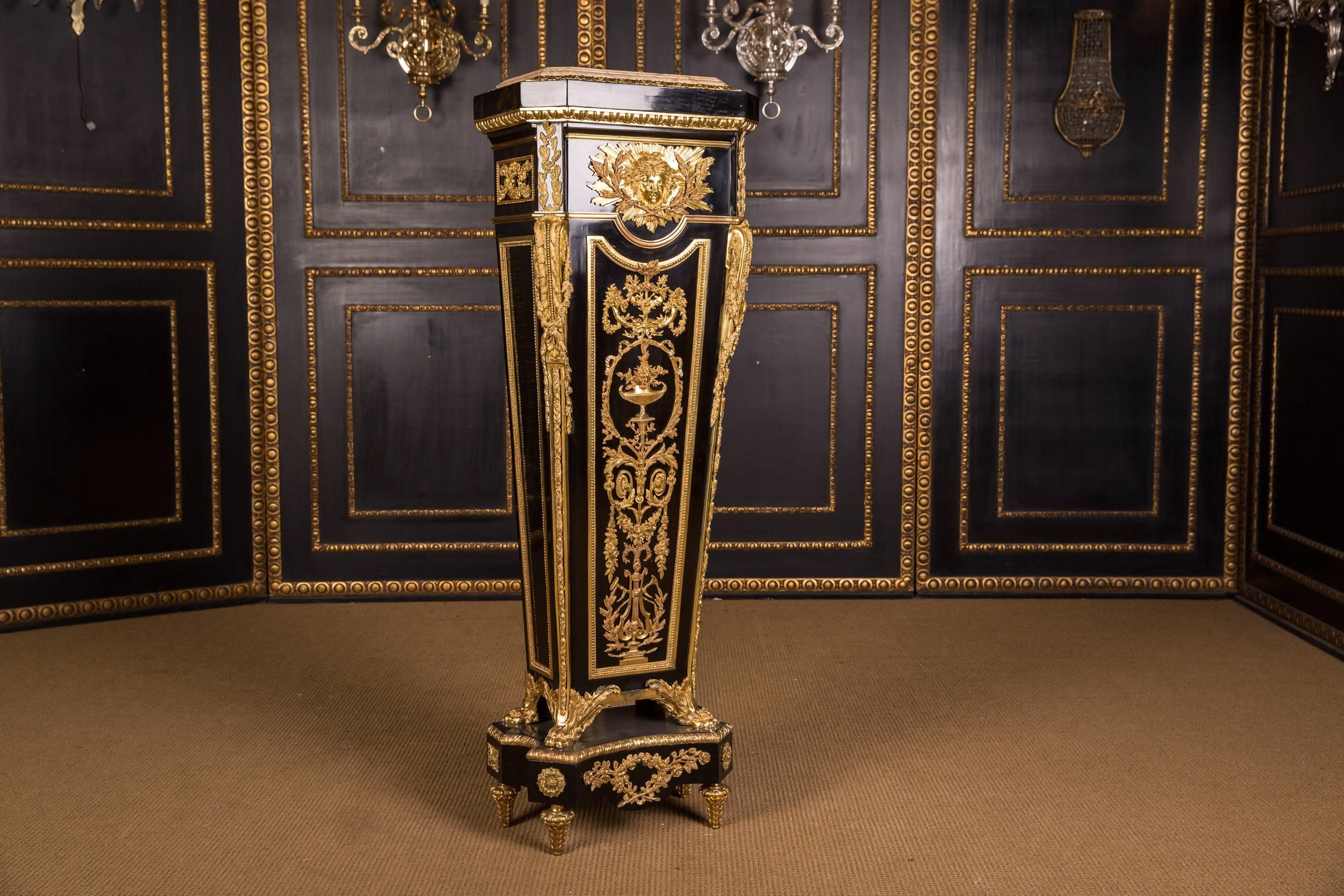 French Majestic Pedestal in the Louis XVI Style According to J. Henri Riesener For Sale