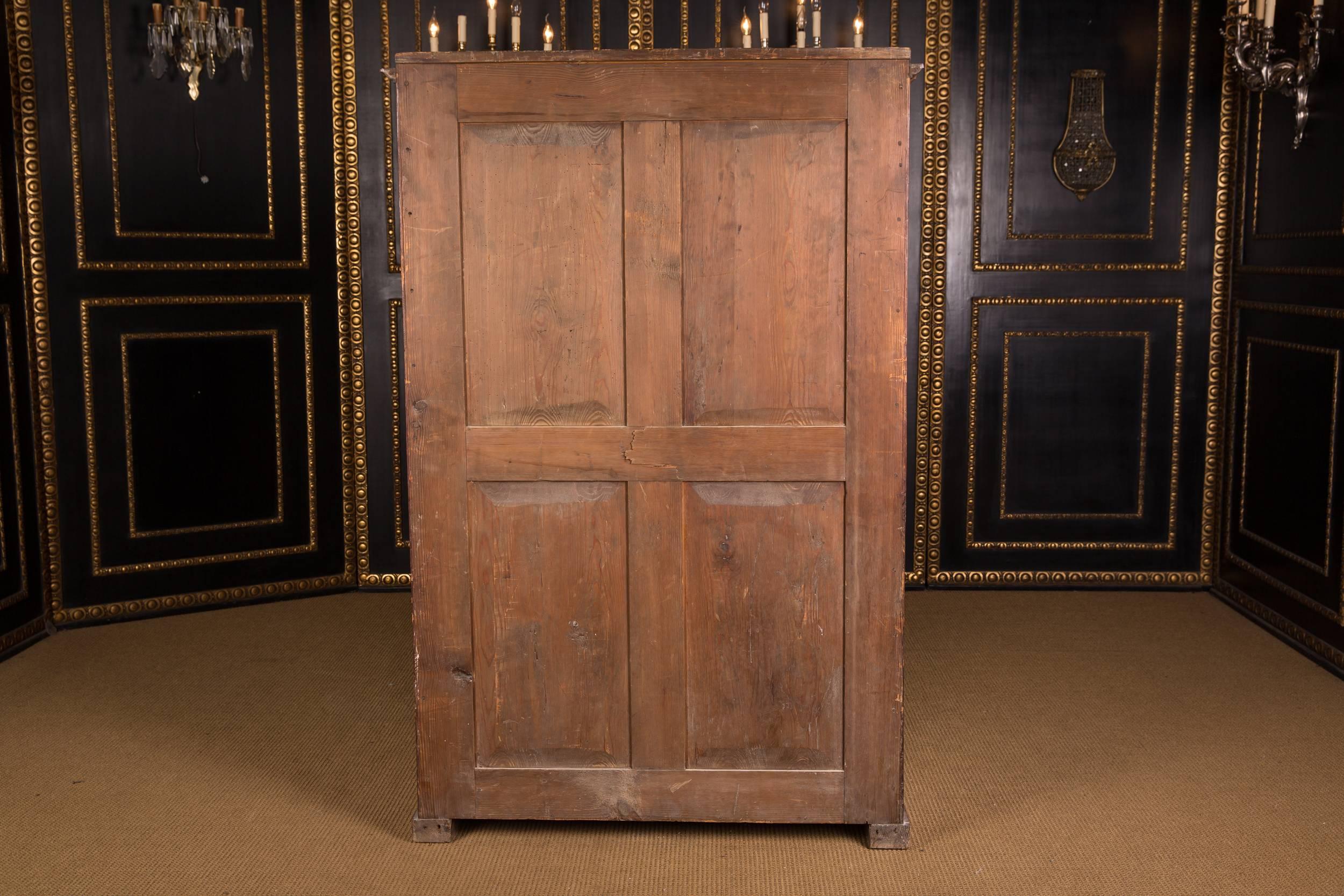 Biedermeier  Cabinet Cupboard circa 1820 walnut  3