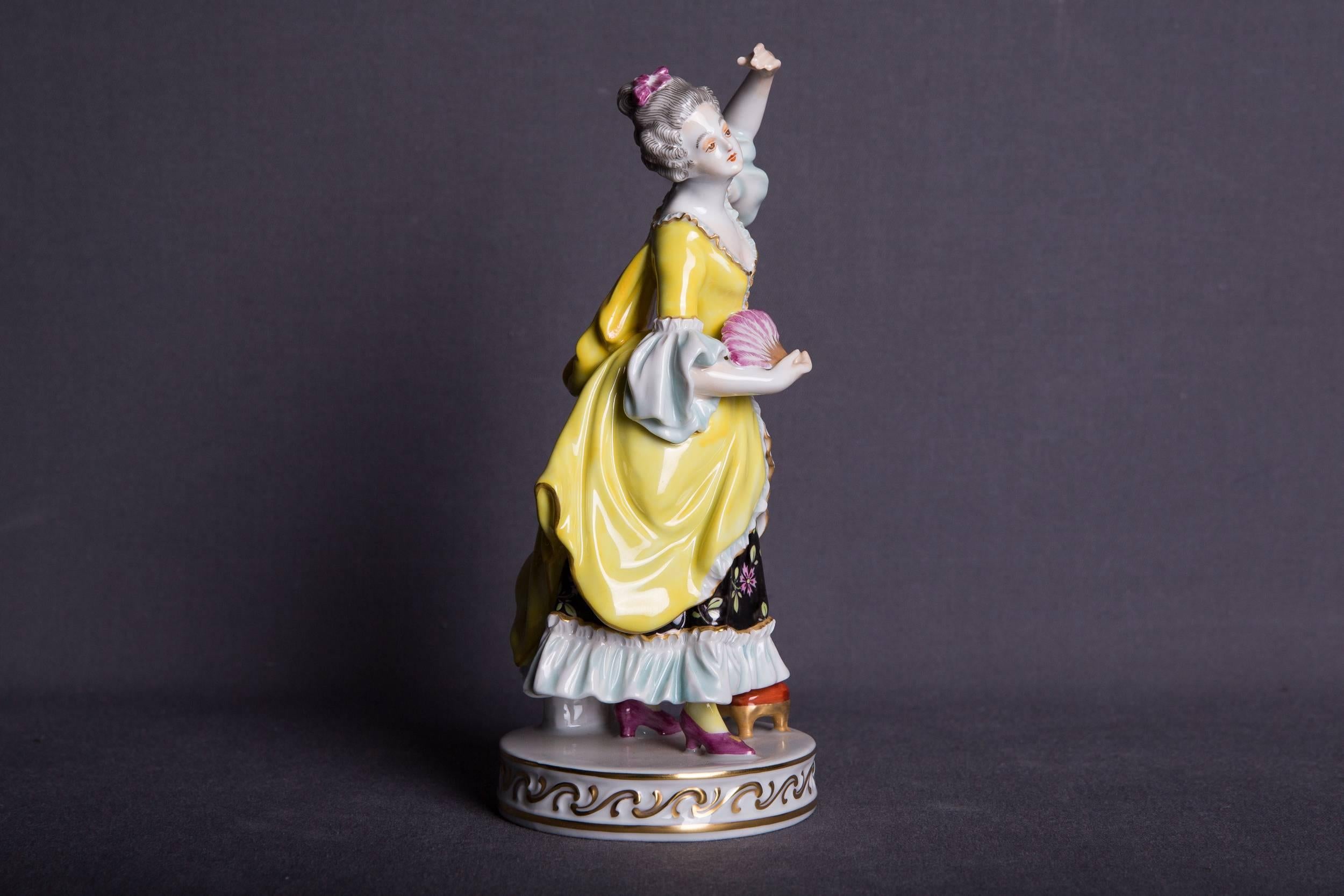 German Beautiful Rare Dresden Rococo Figure as a Dancing Lady