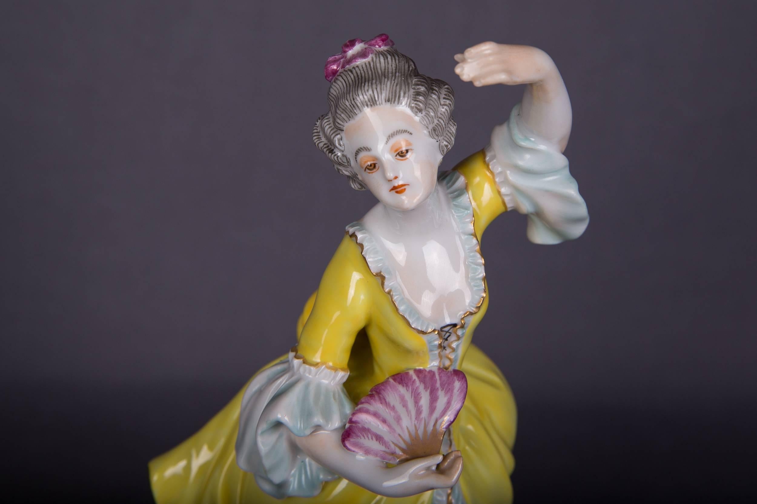 Beautiful Rare Dresden Rococo Figure as a Dancing Lady 2