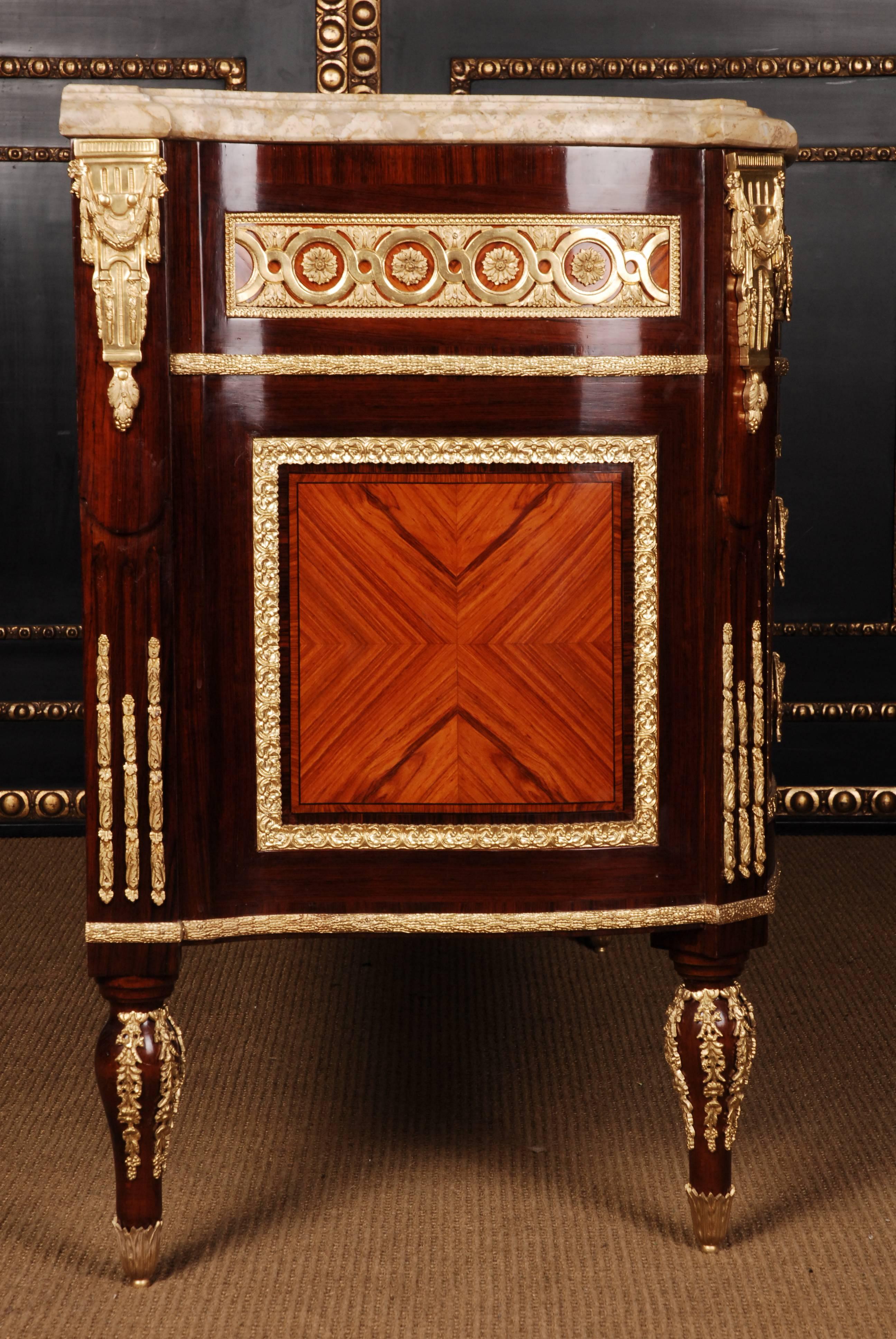 Commode in Louis XVI Style after Jean-Francois Leleu In Good Condition In Berlin, DE