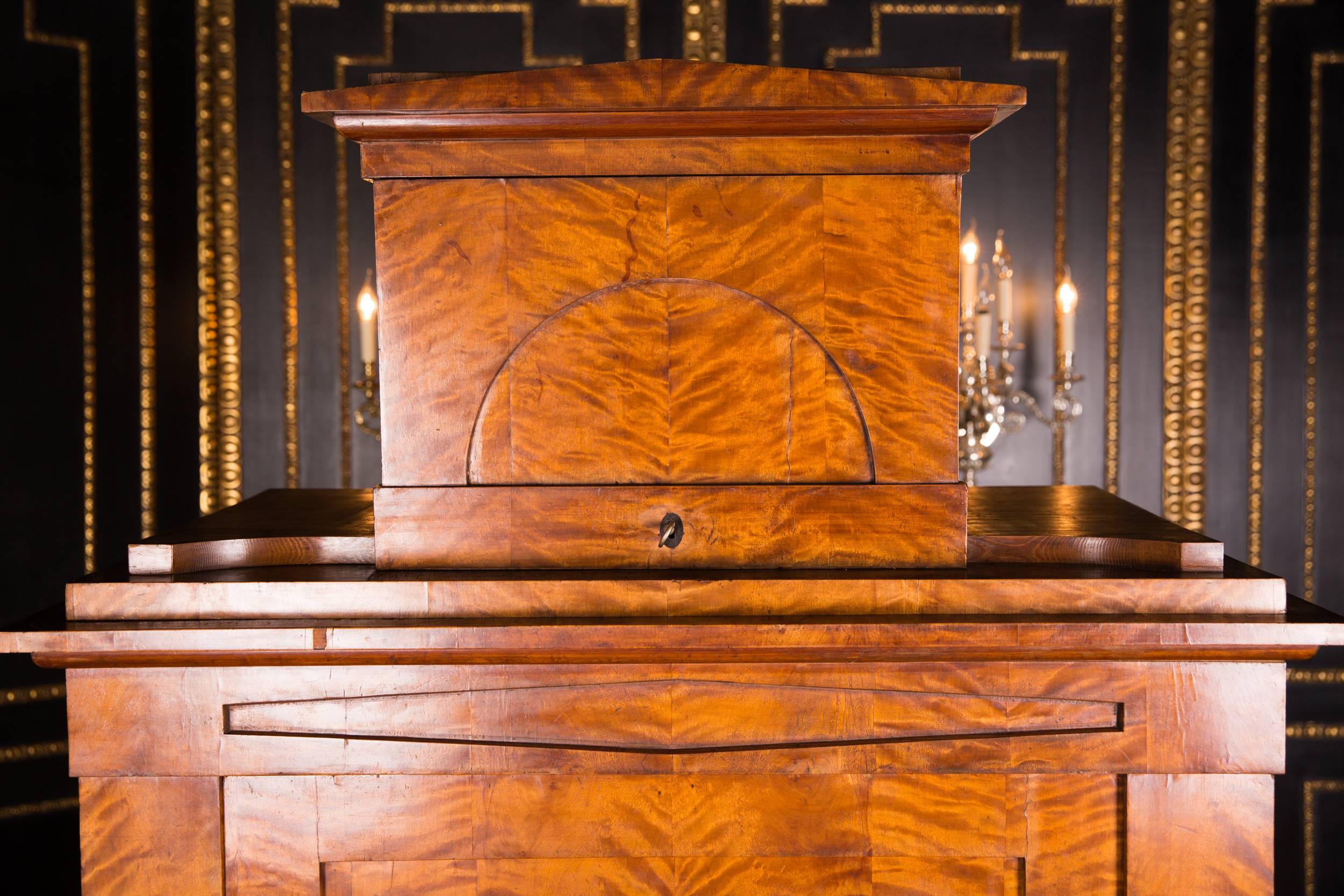 19th Century Original Biedermeier Cupboard Birchwood Veneer In Good Condition In Berlin, DE
