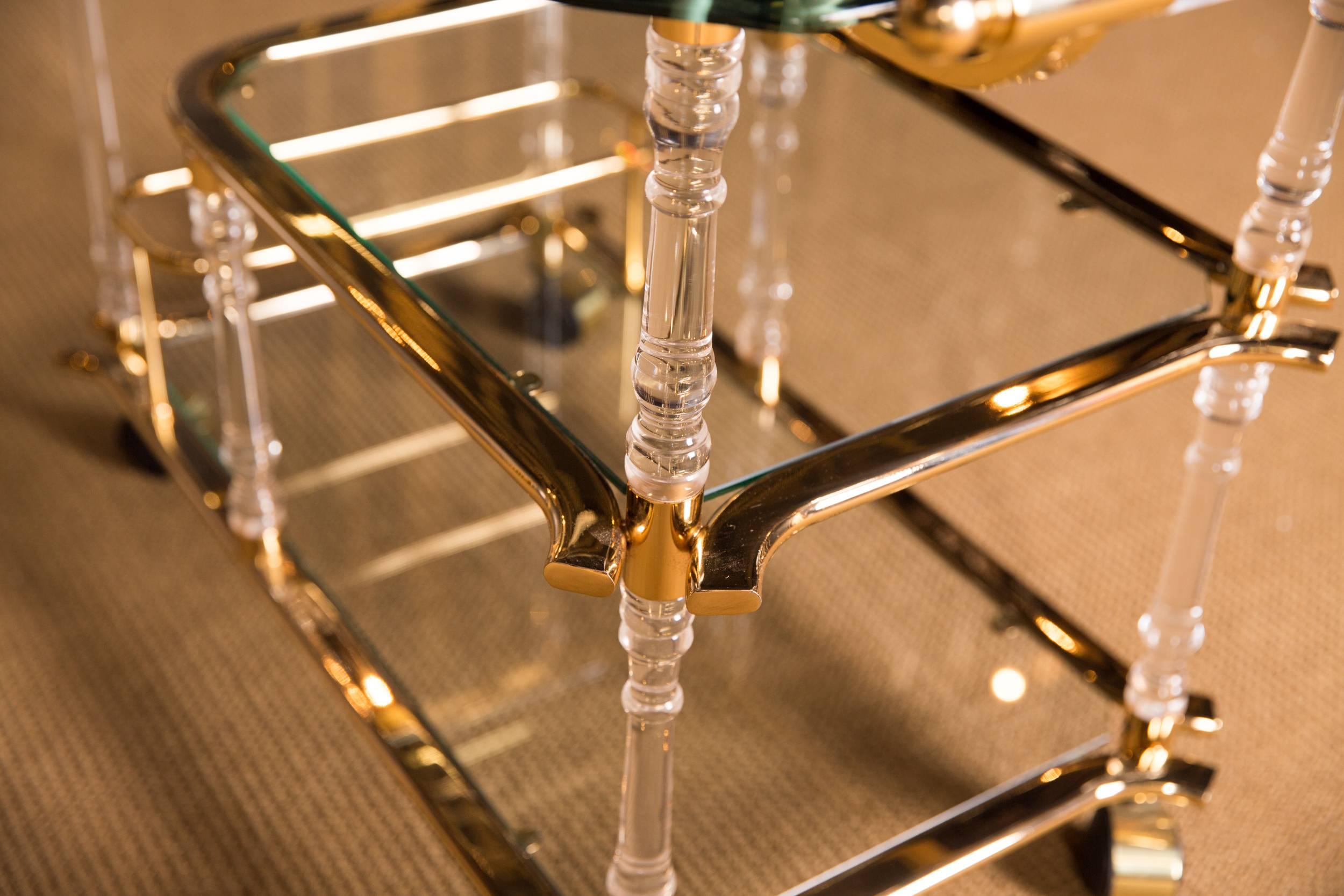 High Quality rolling Acrylic Serving Tray Table with Brass glass  For Sale 3