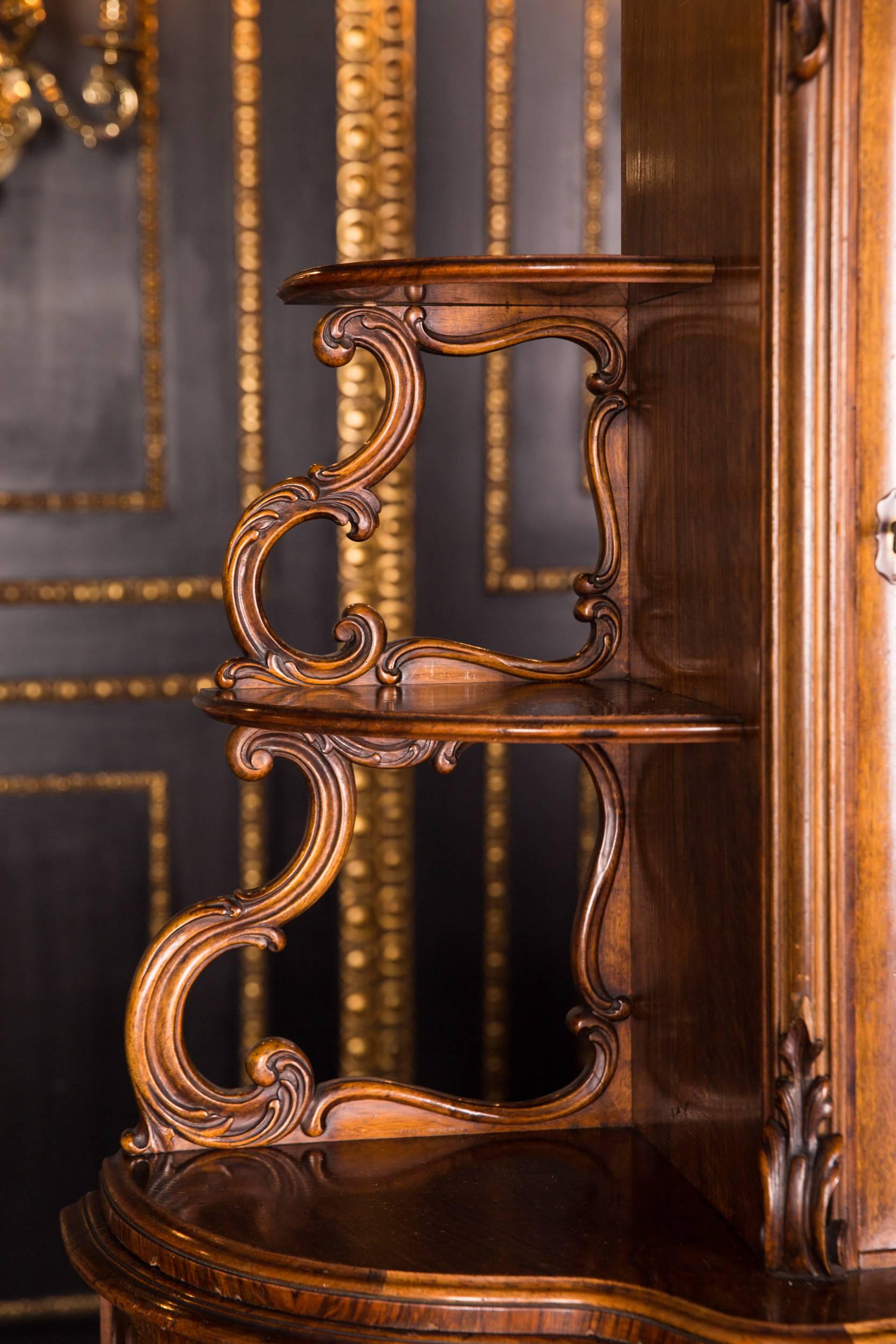 Late 19th Century Biedermeier Top Cupboard, circa 1860 Walnut Veneer In Good Condition In Berlin, DE