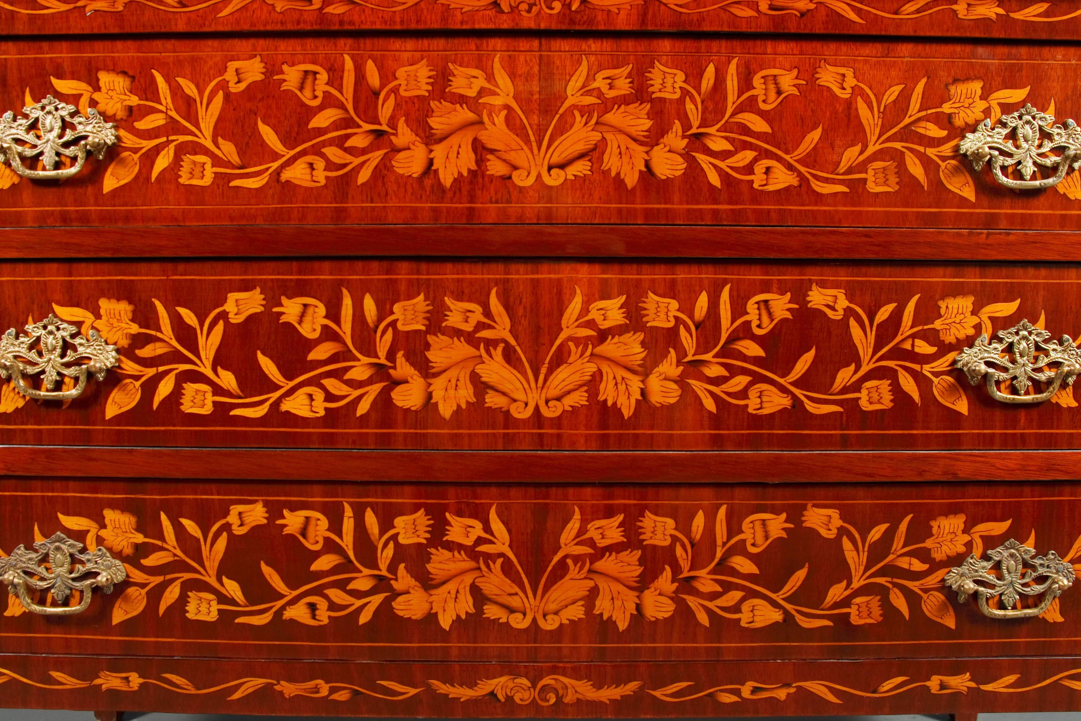 Marquetry Inlaid Commode in Neoclassical Style, Mahagony and Maple Veneer 3