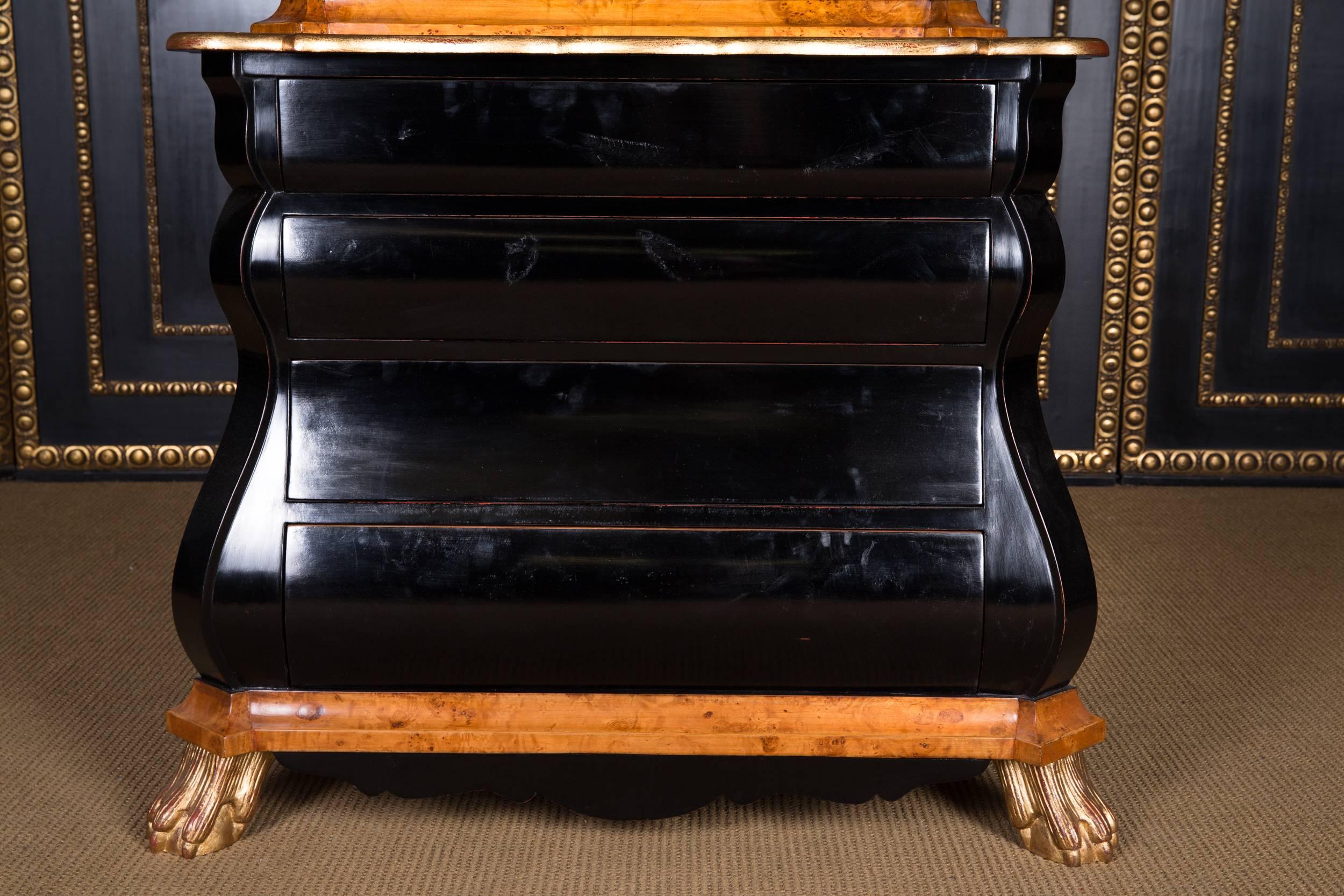 20th Century, Display Cabinet in Dutch Baroque Style Maple Root Veneer 1