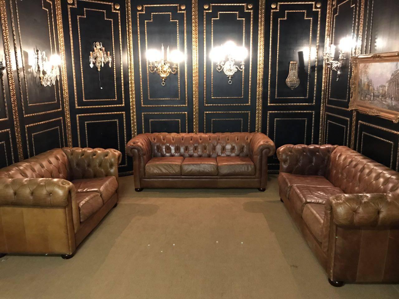 Two three-seat sofas and one double sofa, genuine leather beautiful patina

Dimensions of three-seat sofa:
Height 80 cm
Width 215 cm
Depth 90 cm
Seat Height 50 cm


Dimensions of three-seat sofa:
Height 80 cm
Width 156 cm
Depth 90