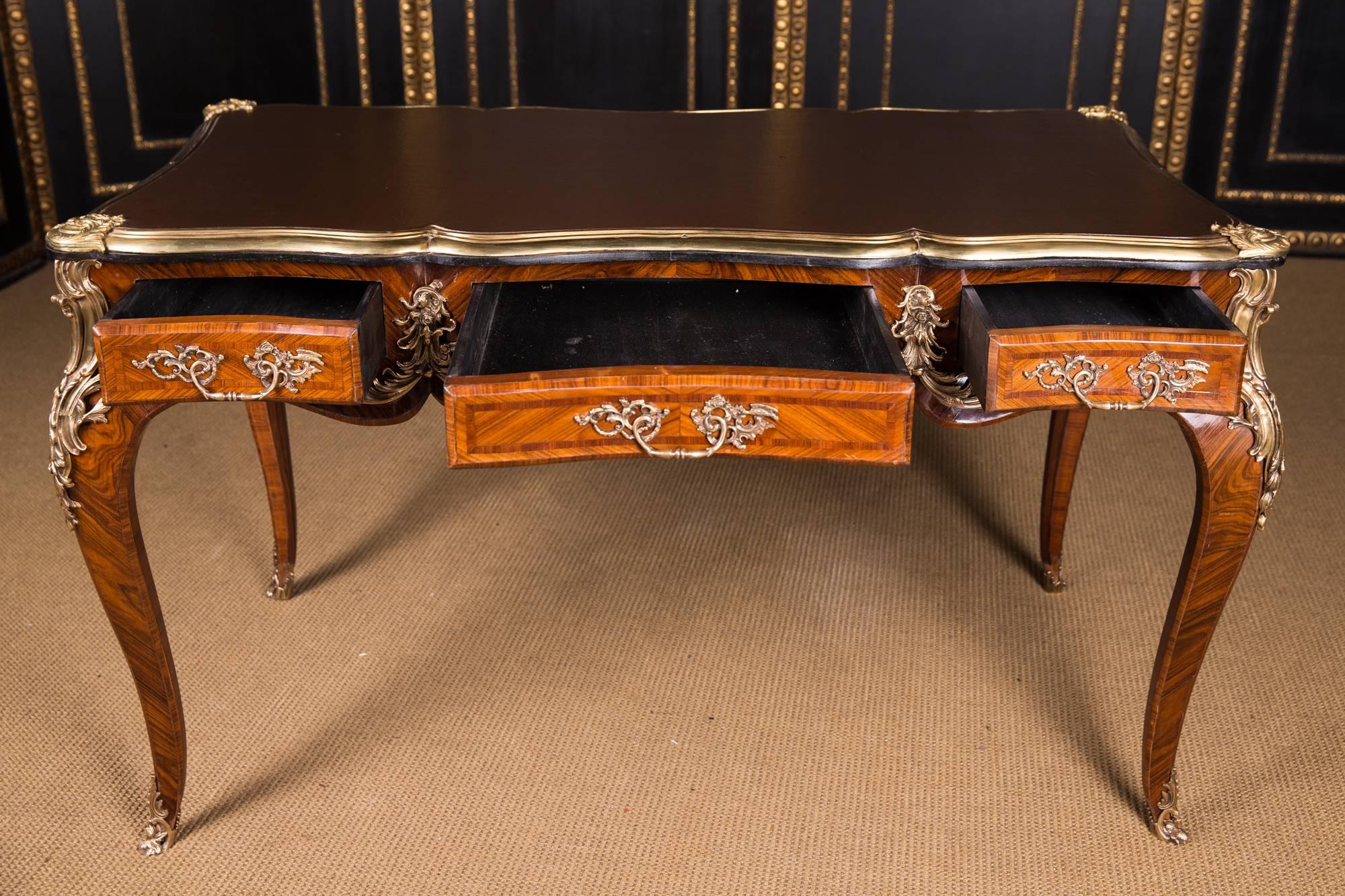 20th Century French Desk Bureau Plat in the Louis XV Style Bois-Satiné Veneer 4