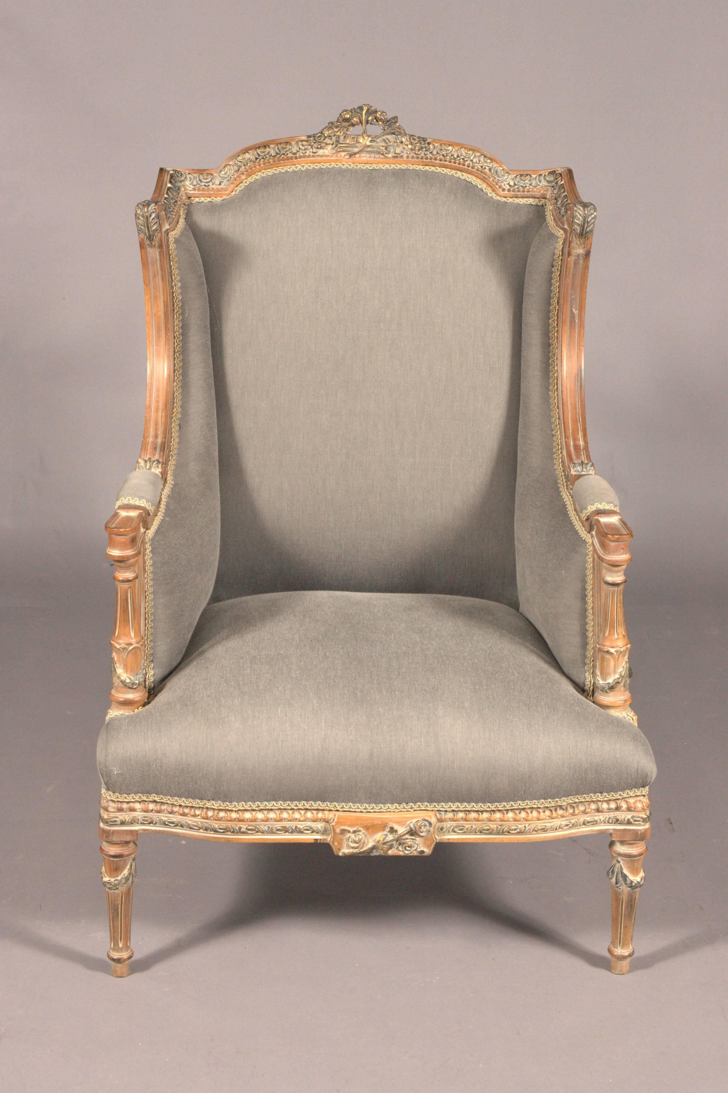 20th Century Classic Seating Set of Three Pieces in the Louis XVI Style (20. Jahrhundert)