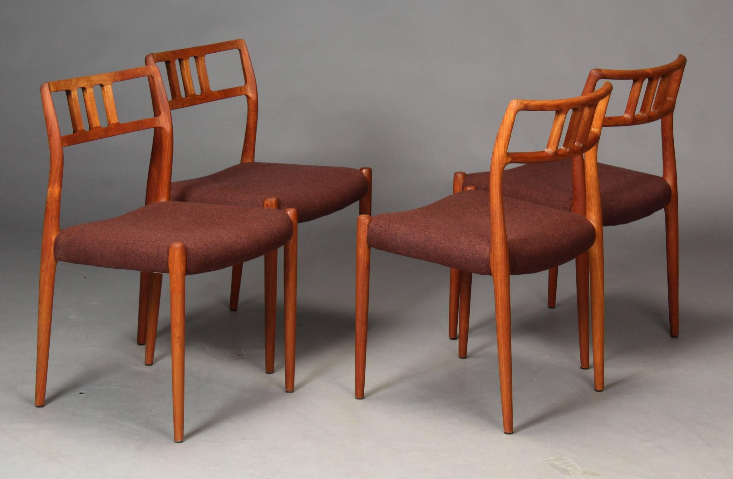 A set of four fully restored dining chairs, model 79, designed by N.O. Møller for J.L. Møllers Møbelfabrik in 1966. 

The chairs with their gracefull curces and joints are good evidence of what the combination of designers and the craftsmanship of