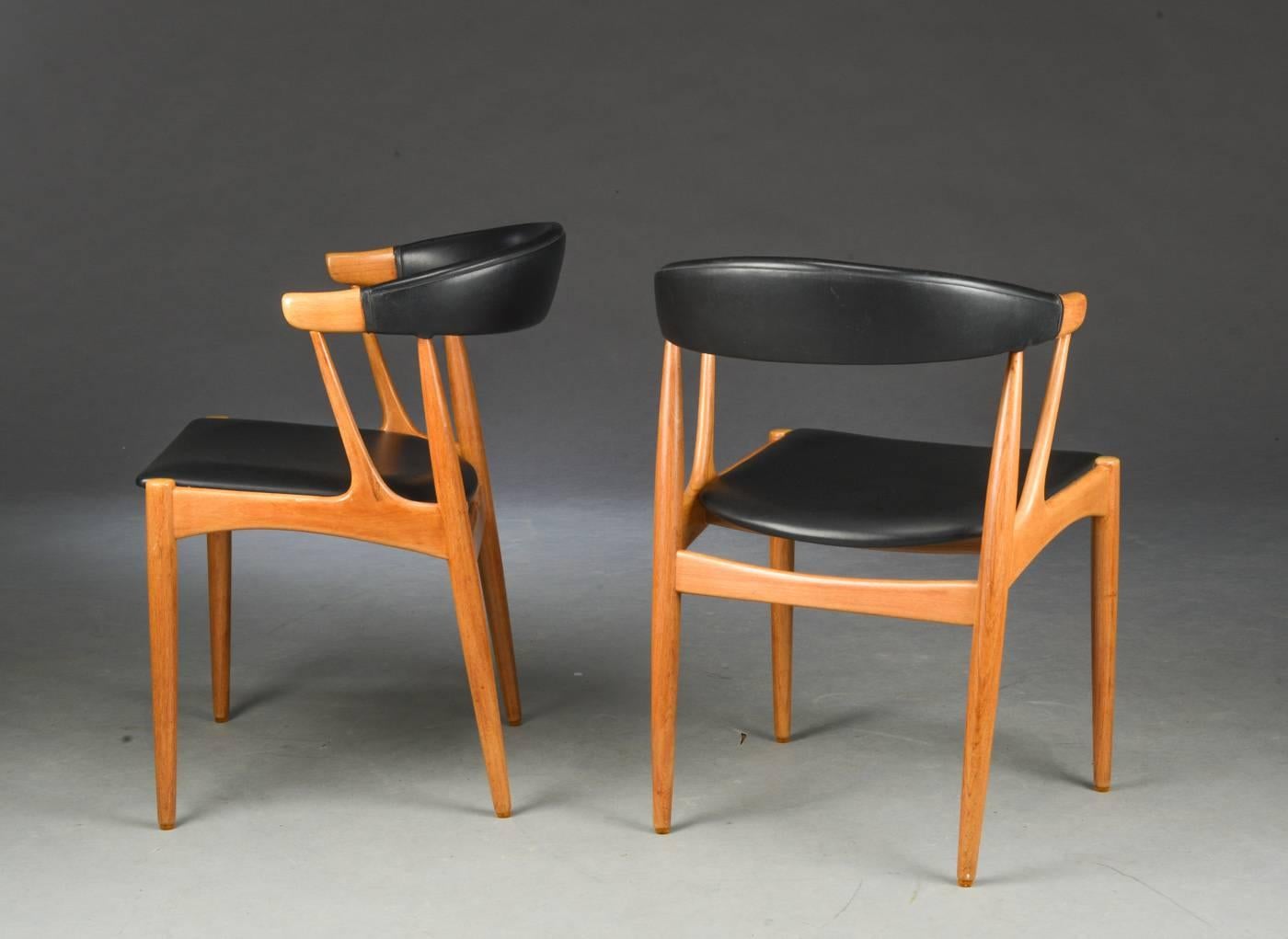 Scandinavian Modern 1960s Johannes Andersen Model BA 113 Dining Chairs - Teak and Black Leatherette