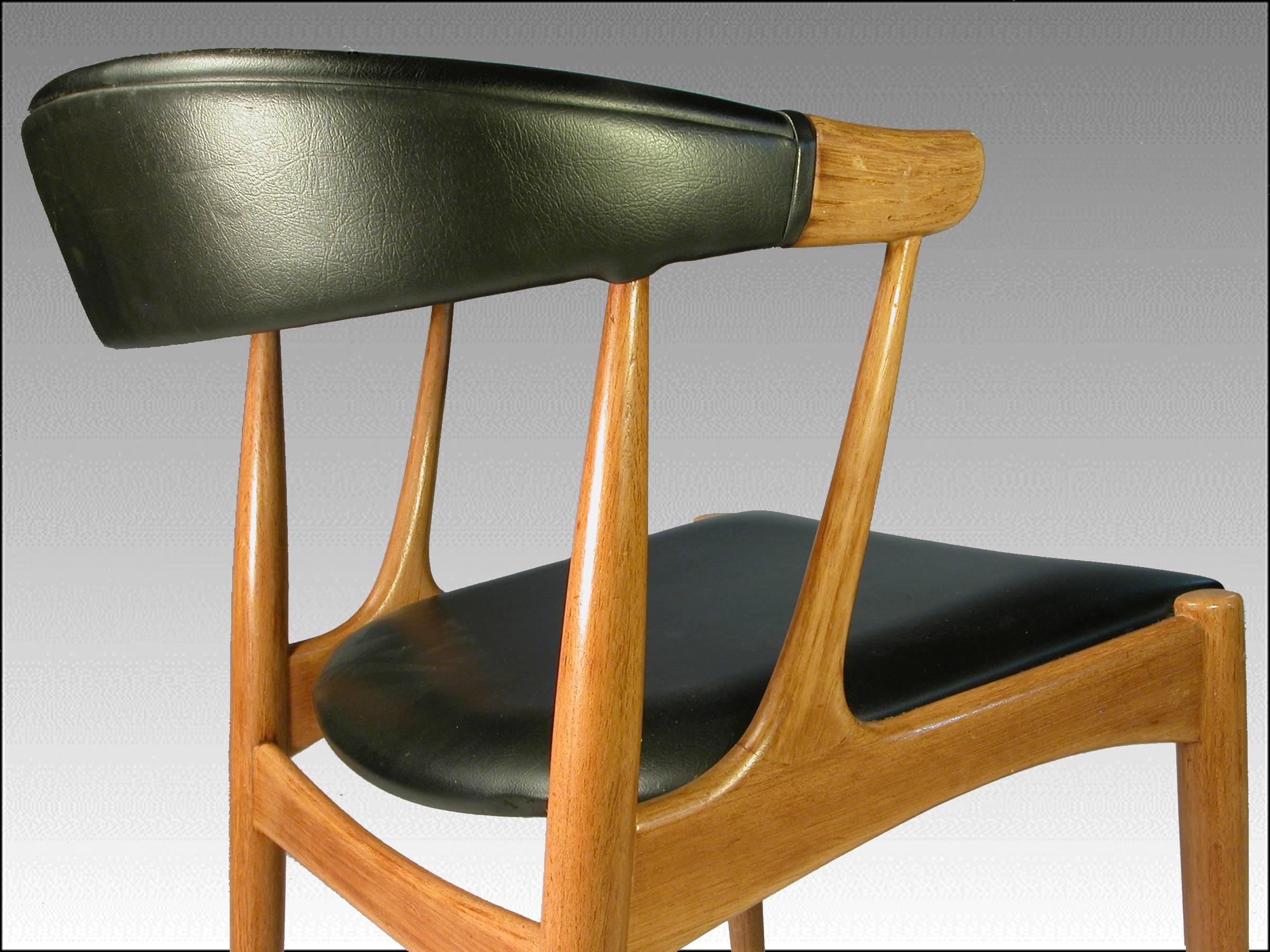 Mid-20th Century 1960s Johannes Andersen Model BA 113 Dining Chairs - Teak and Black Leatherette