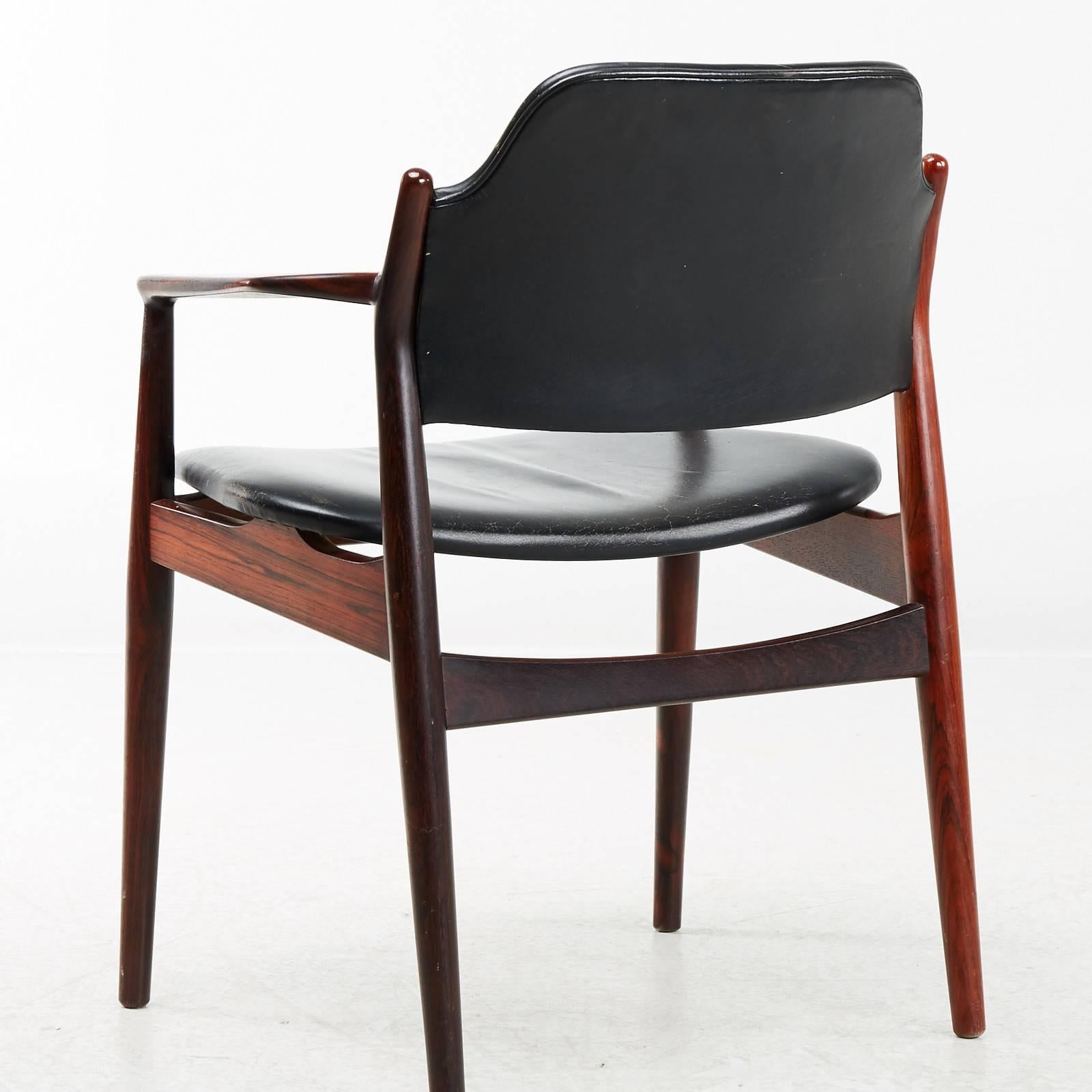 Scandinavian Modern 1960s Arne Vodder Model 62A Armchair in Rosewood and Black Leather, Sibast