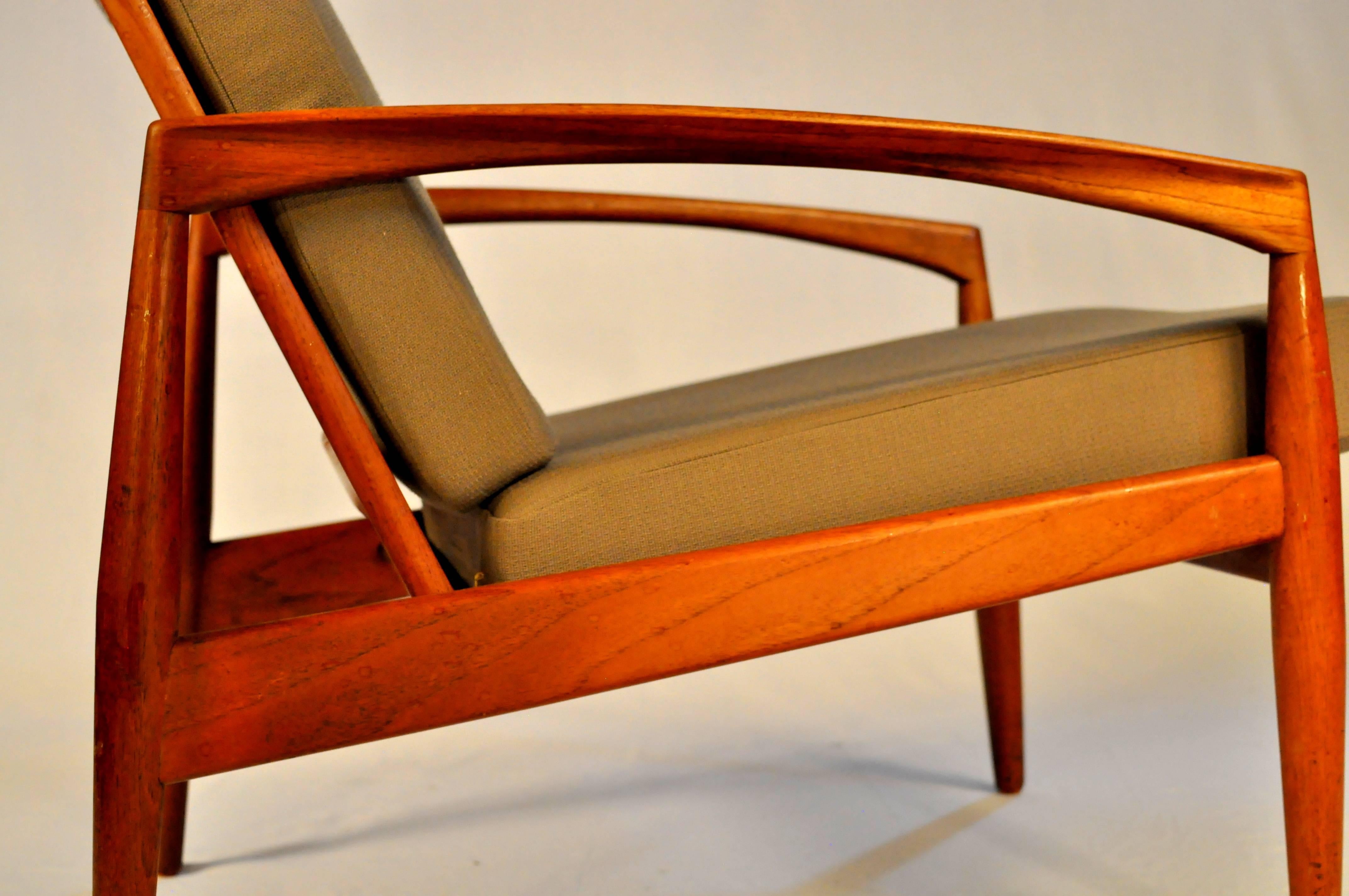 1950s Set of Two Kai Kristiansen Paper Knife Armchairs in Teak and Green Fabric In Excellent Condition In Knebel, DK
